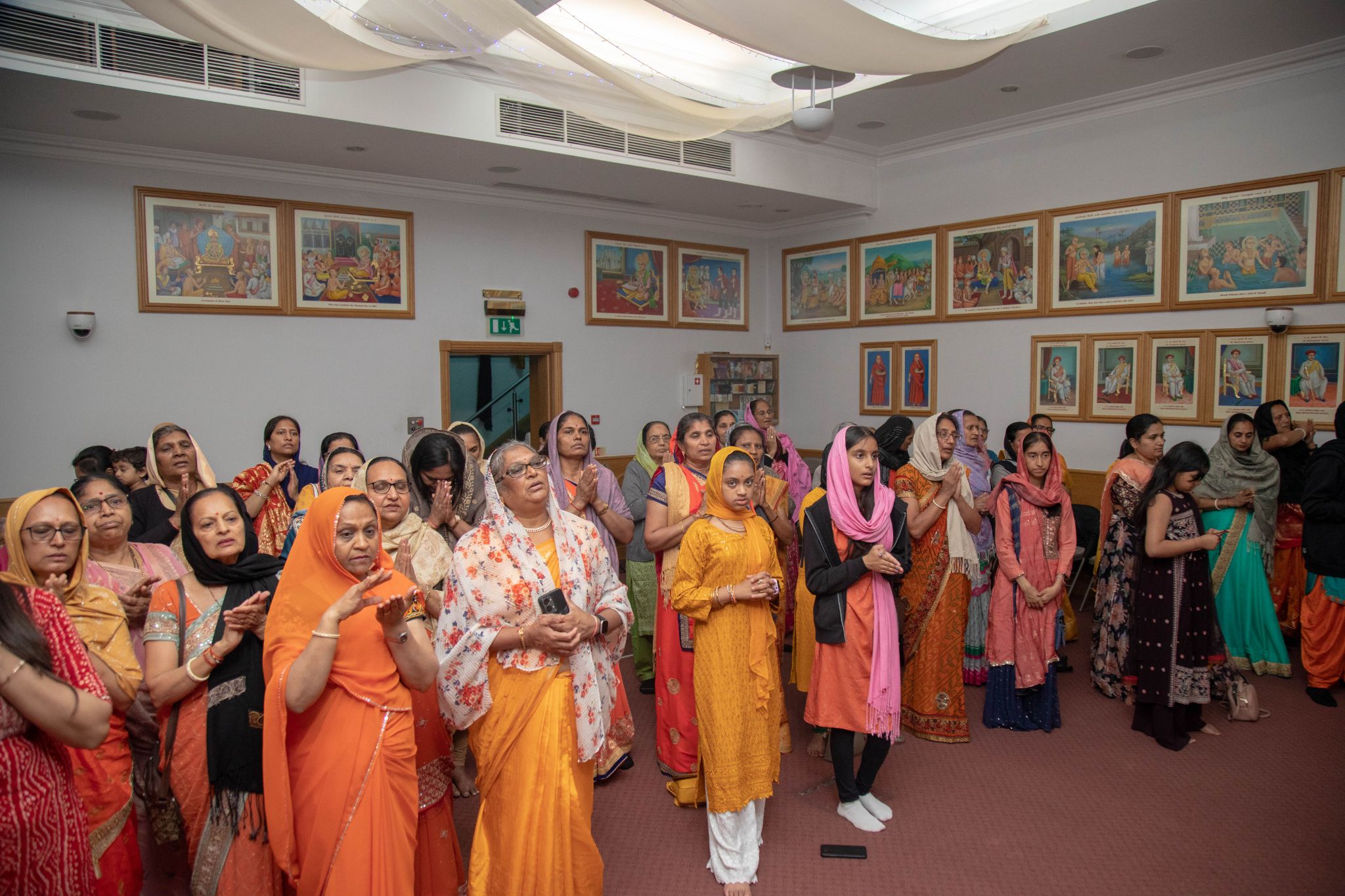 0W2A9803 - ©1987-2017 SKS Swaminarayan Temple East London