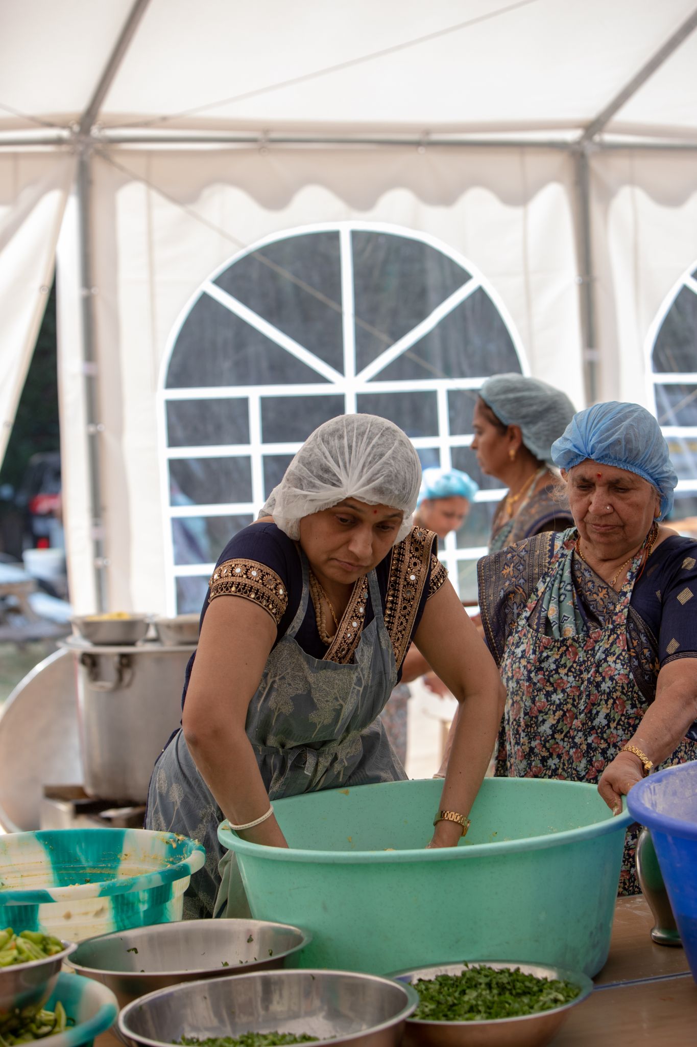 ©1987-2017 SKS Swaminarayan Temple East London