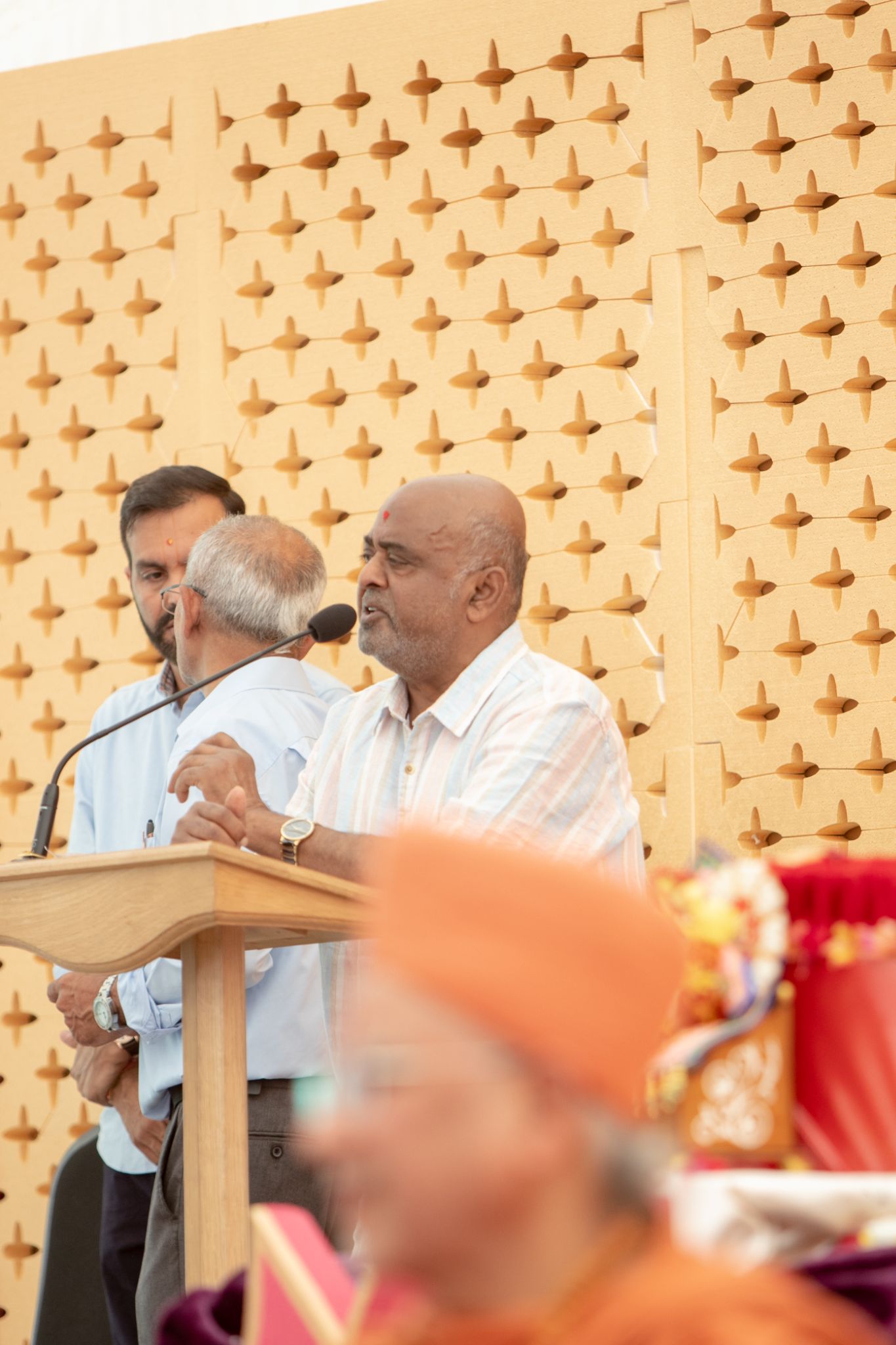 ©1987-2017 SKS Swaminarayan Temple East London