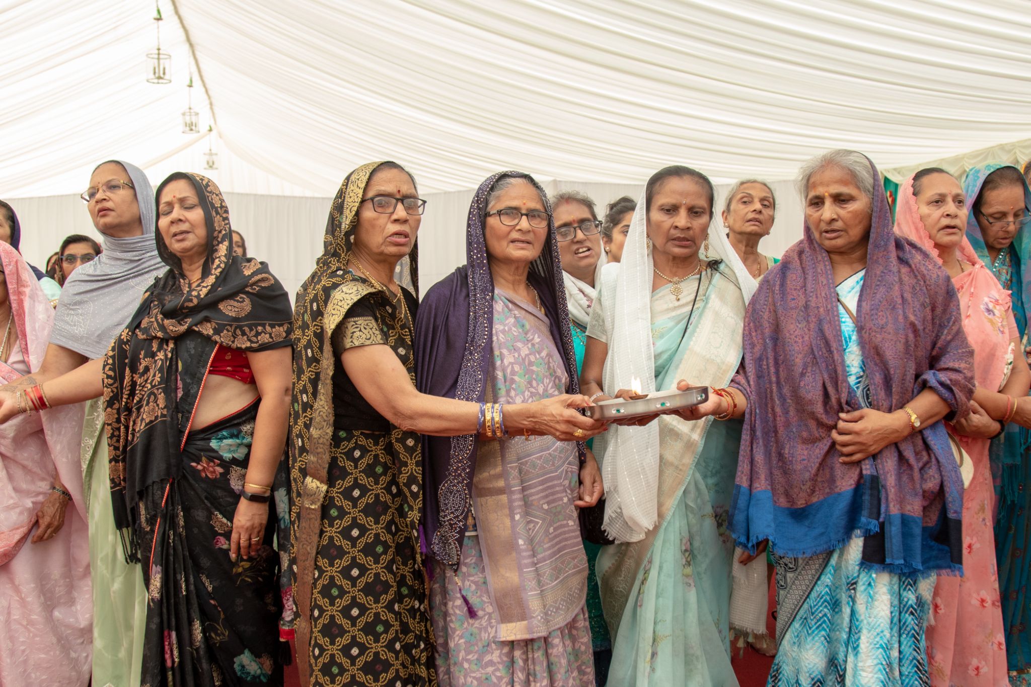 ©1987-2017 SKS Swaminarayan Temple East London