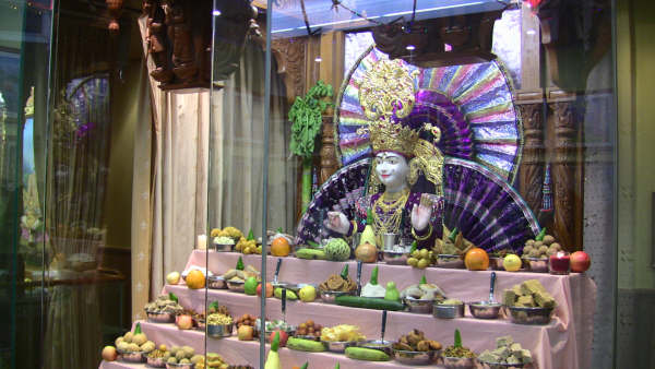 IMG 0140 - ©1987-2017 SKS Swaminarayan Temple East London