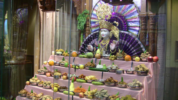 IMG 0141 - ©1987-2017 SKS Swaminarayan Temple East London