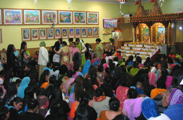 ©1987-2017 SKS Swaminarayan Temple East London