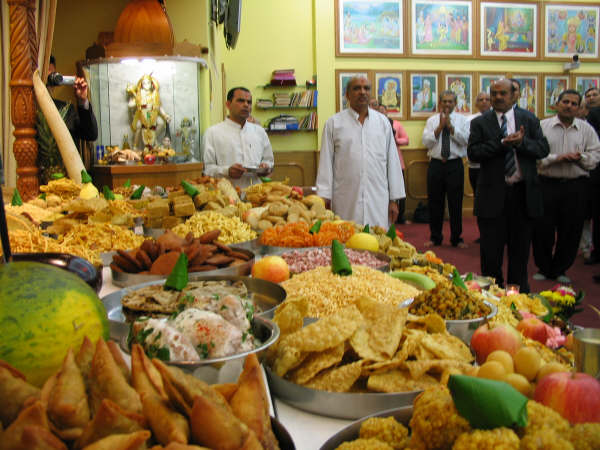 ©1987-2017 SKS Swaminarayan Temple East London