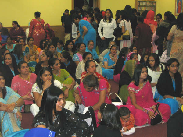 ©1987-2017 SKS Swaminarayan Temple East London