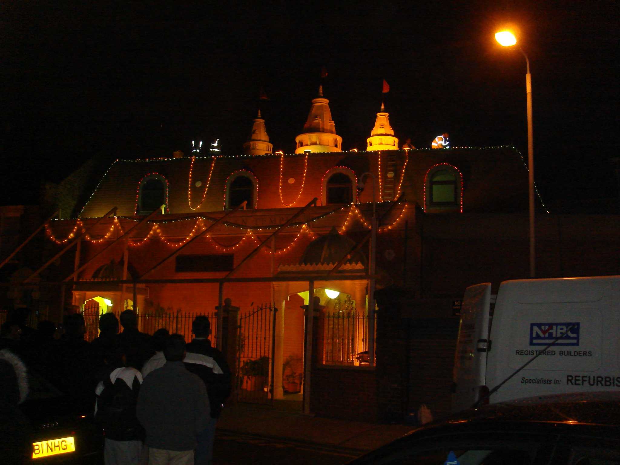 ©1987-2017 SKS Swaminarayan Temple East London