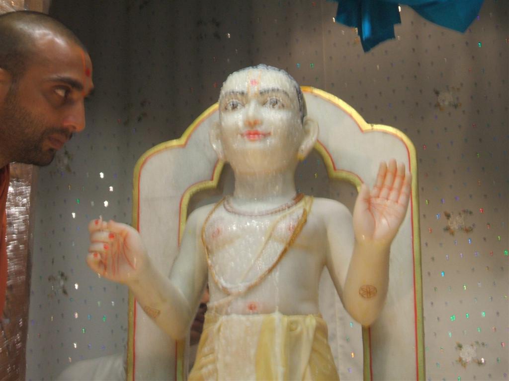 DSCF5834 - ©1987-2017 SKS Swaminarayan Temple East London