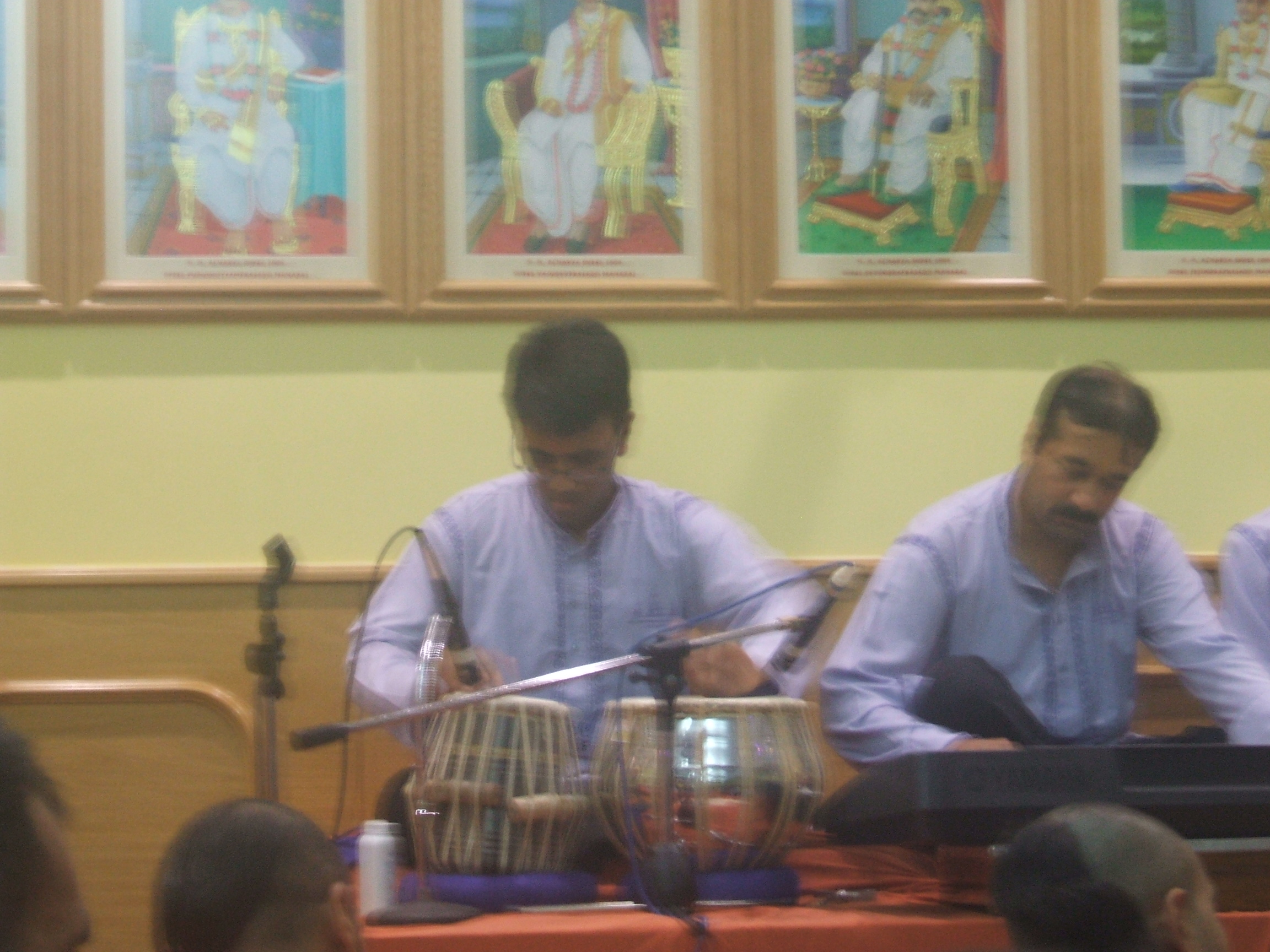 ©1987-2017 SKS Swaminarayan Temple East London