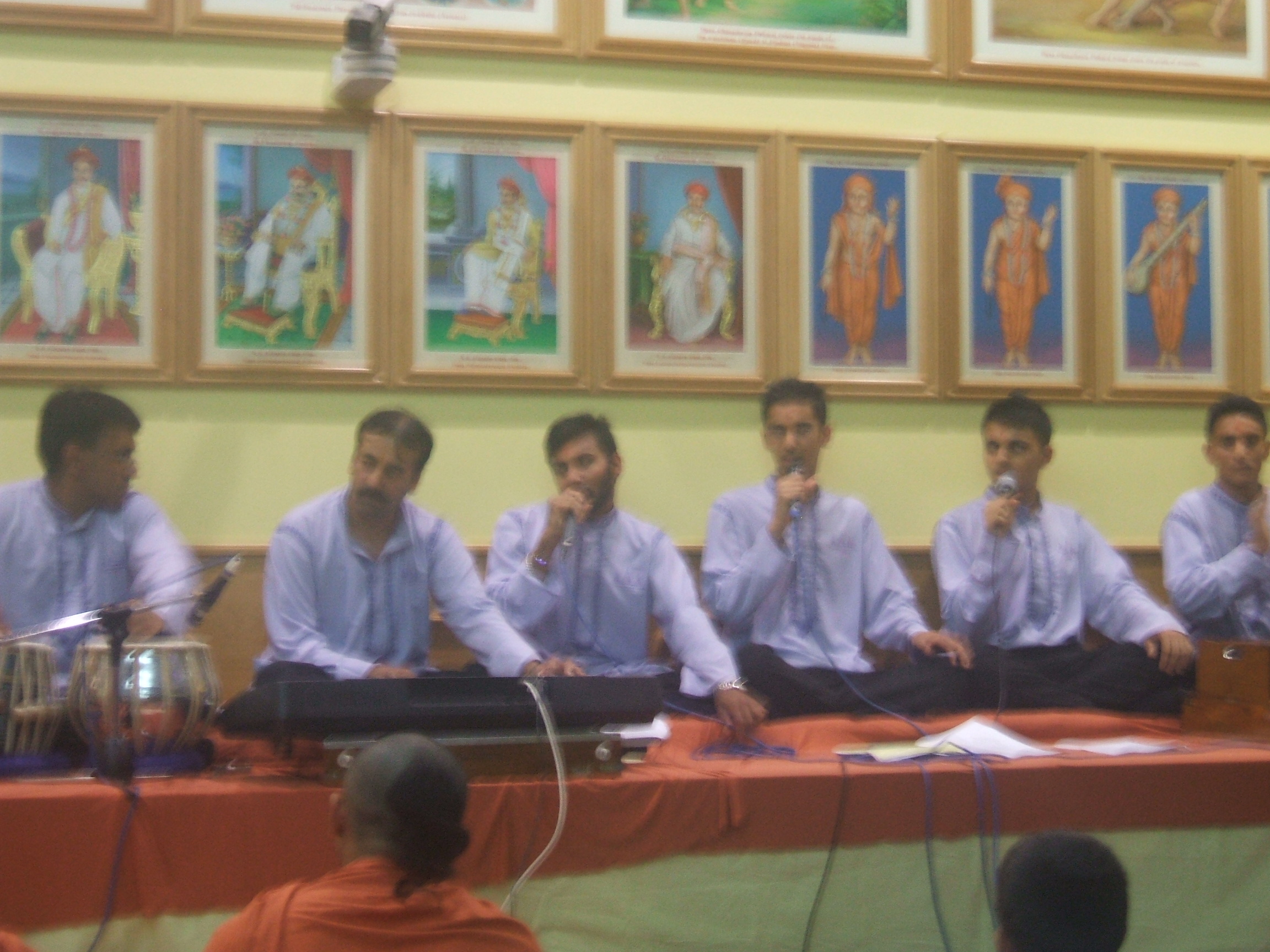 ©1987-2017 SKS Swaminarayan Temple East London