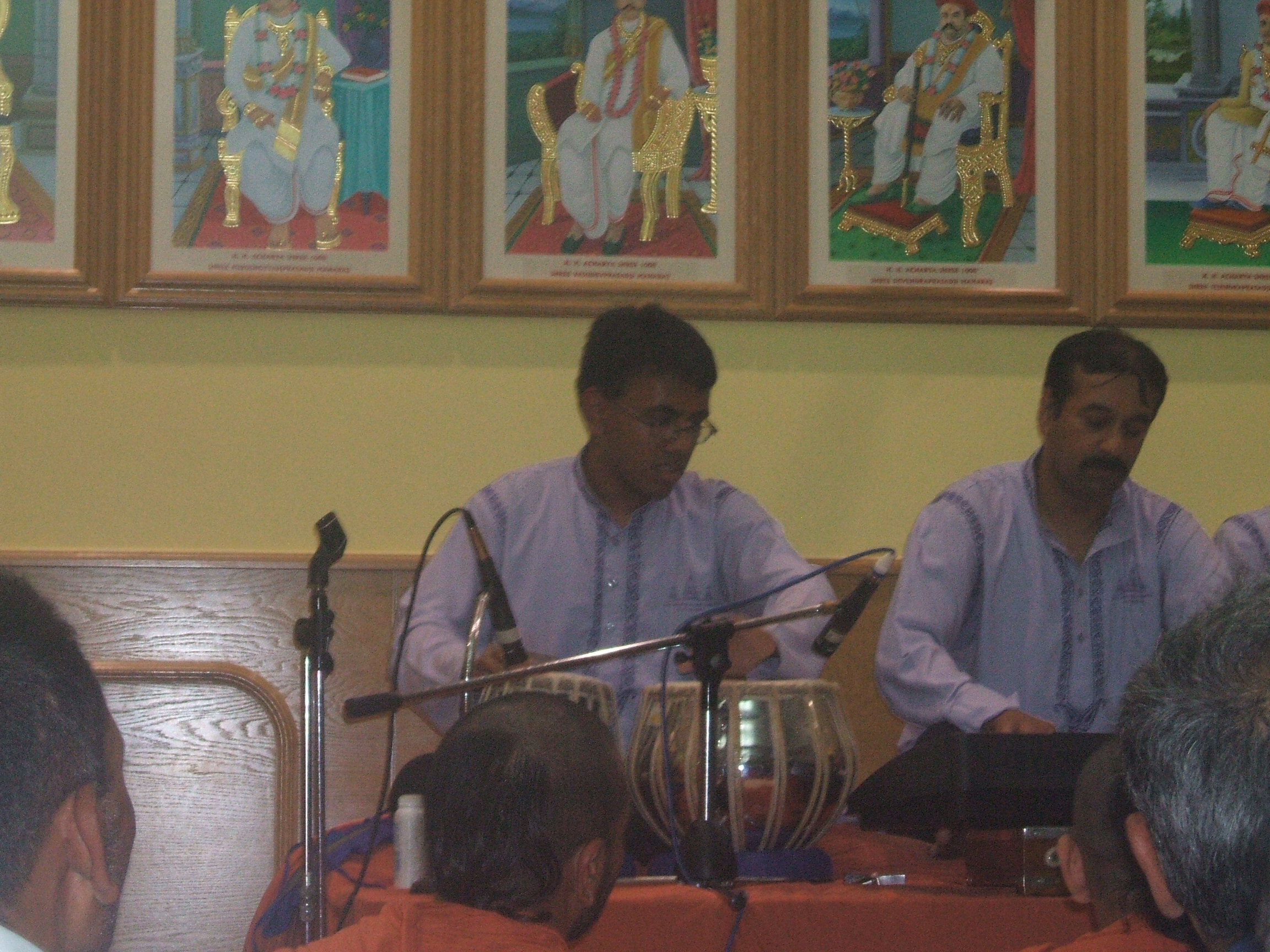 ©1987-2017 SKS Swaminarayan Temple East London