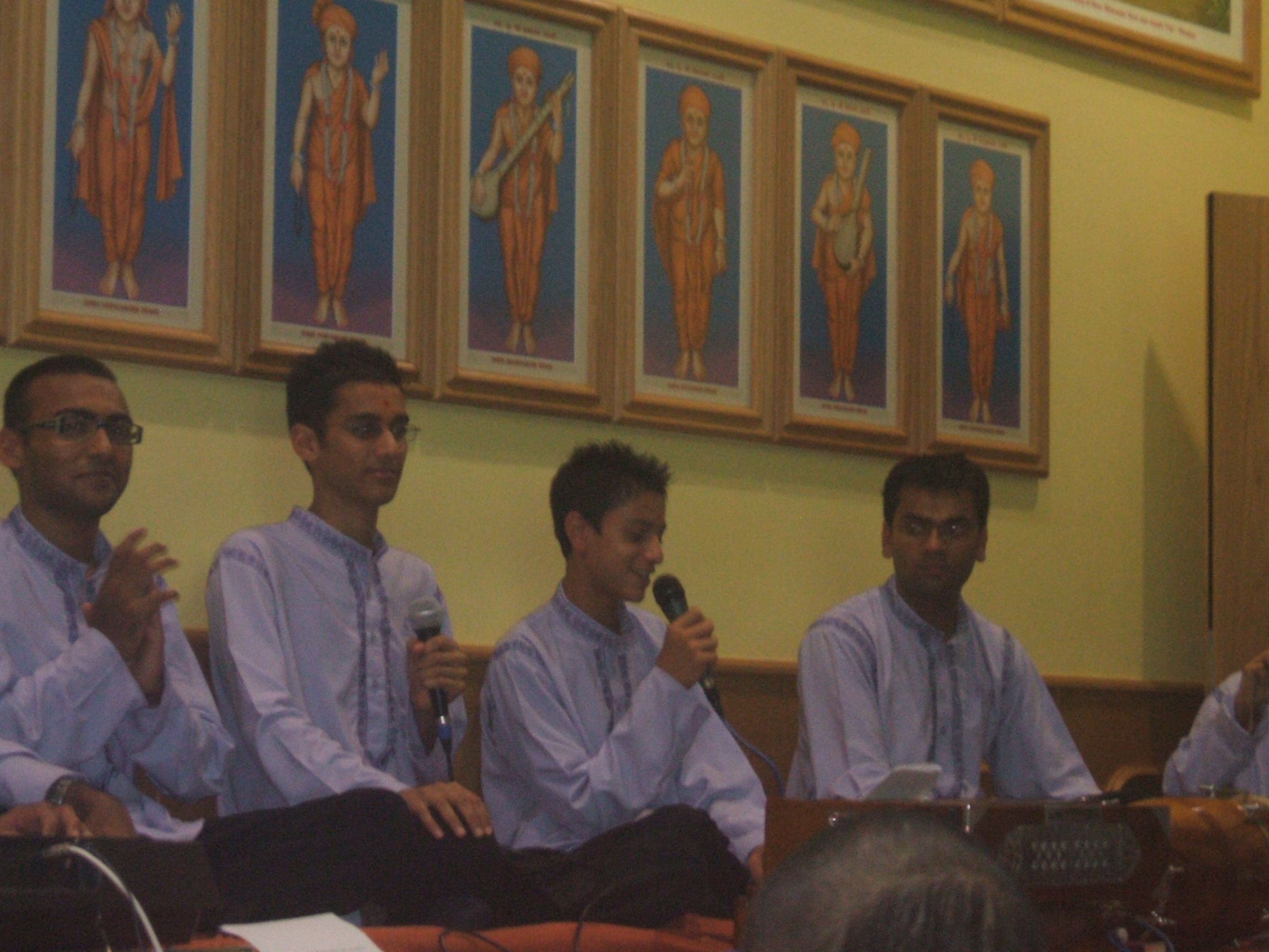 ©1987-2017 SKS Swaminarayan Temple East London