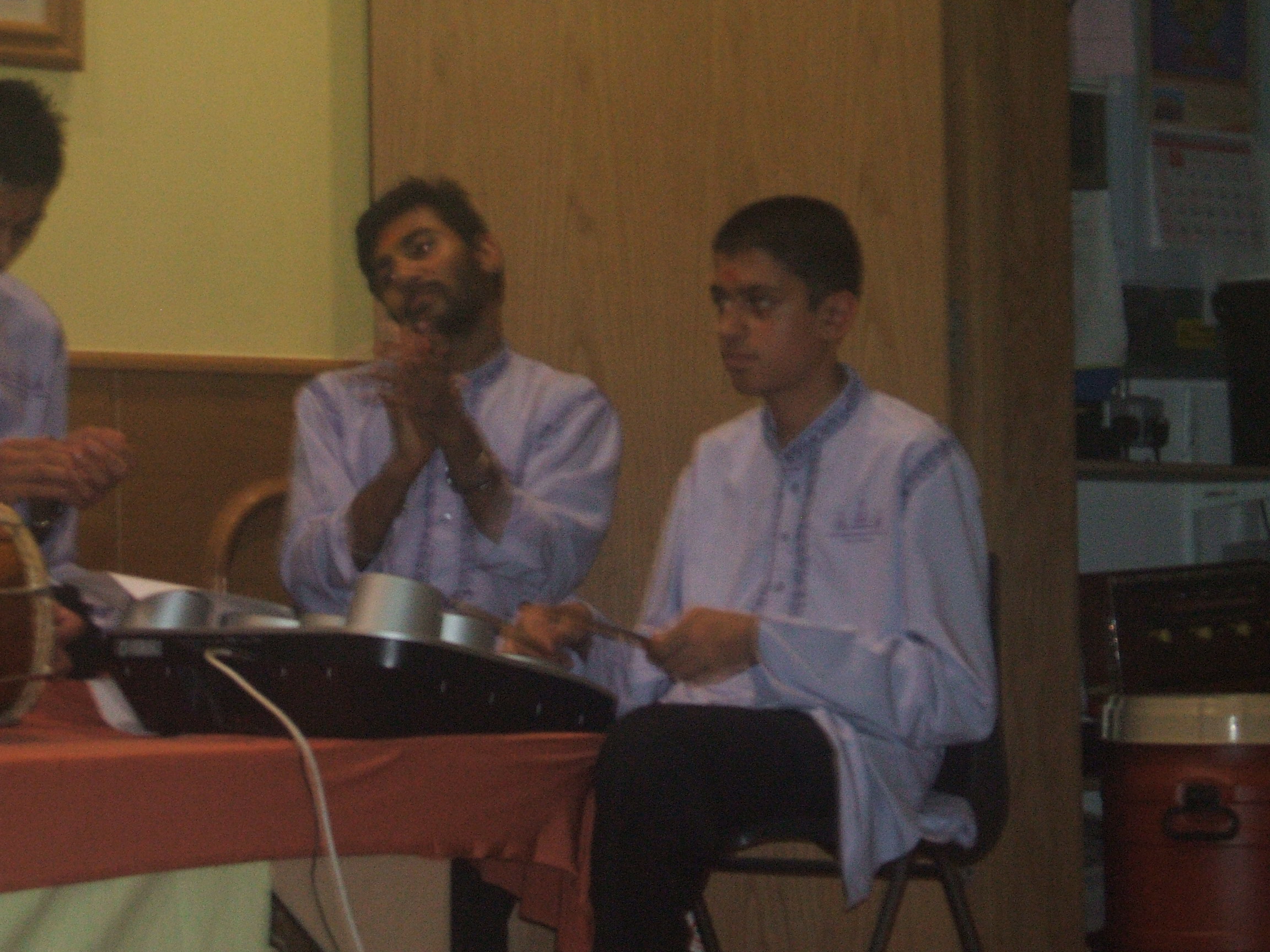 ©1987-2017 SKS Swaminarayan Temple East London