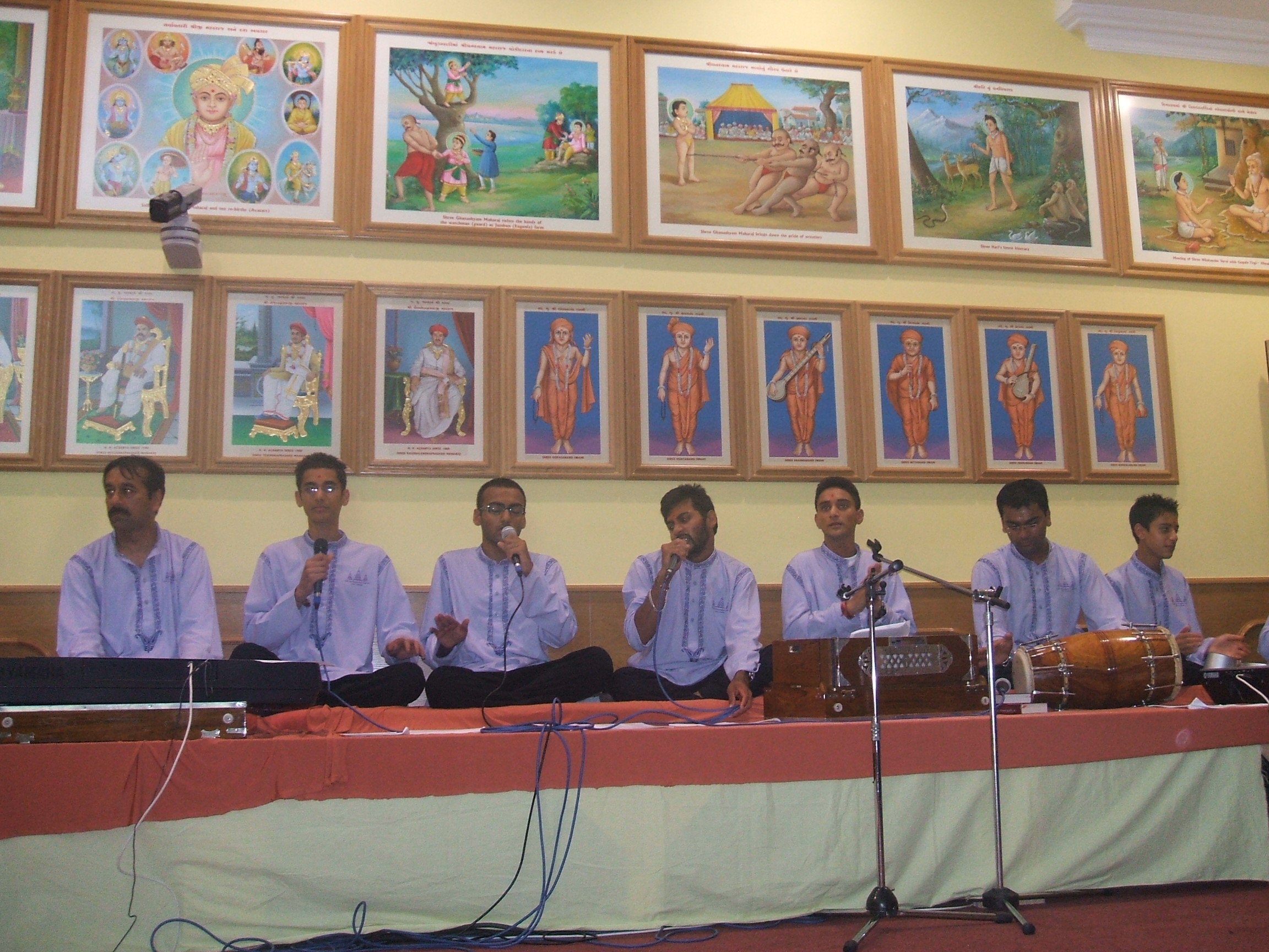 ©1987-2017 SKS Swaminarayan Temple East London