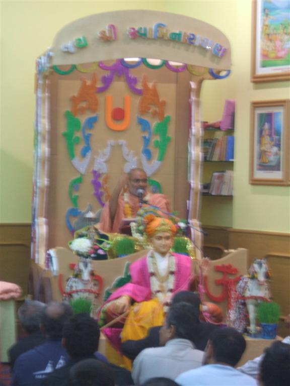 ©1987-2017 SKS Swaminarayan Temple East London