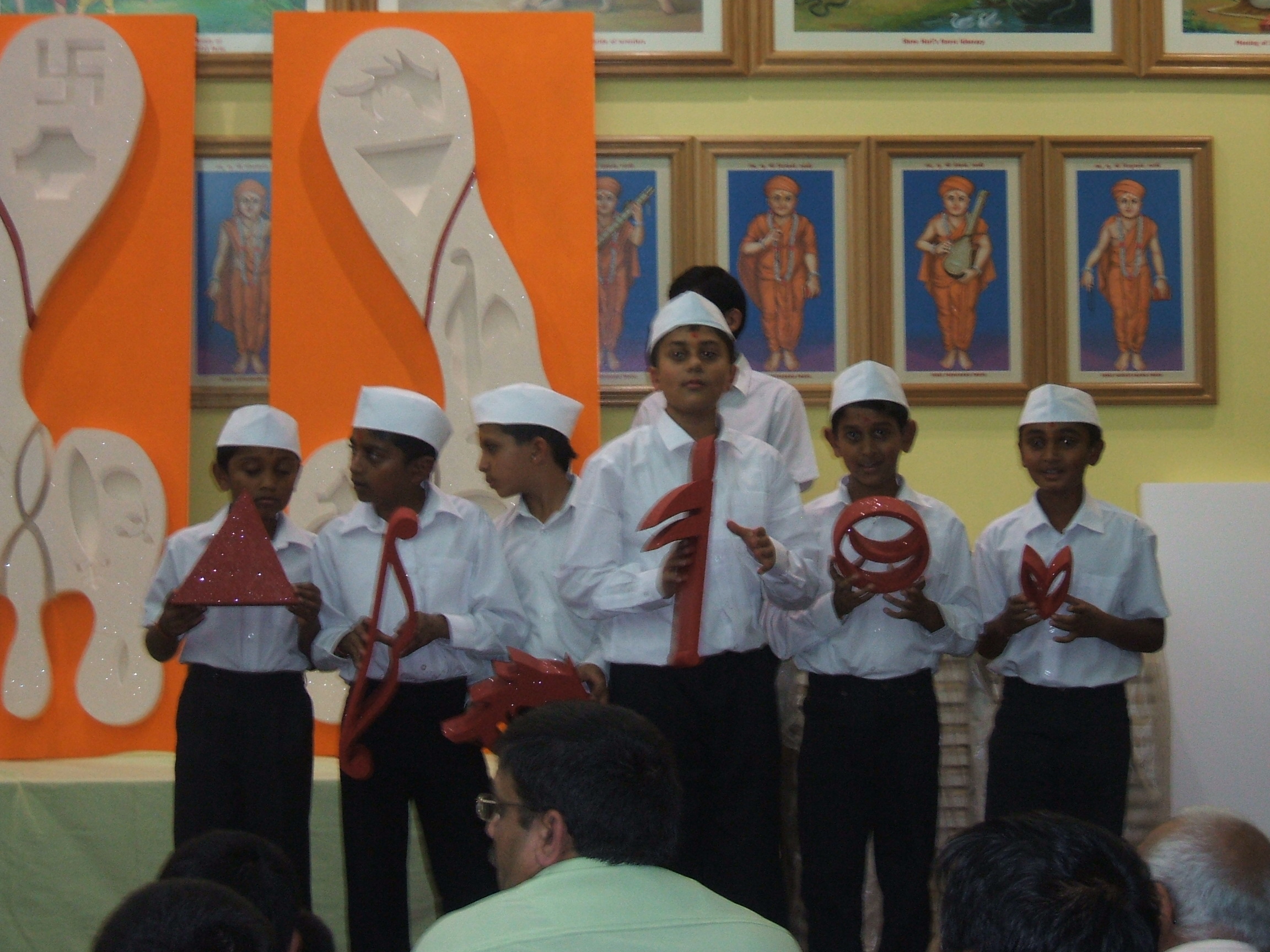 ©1987-2017 SKS Swaminarayan Temple East London