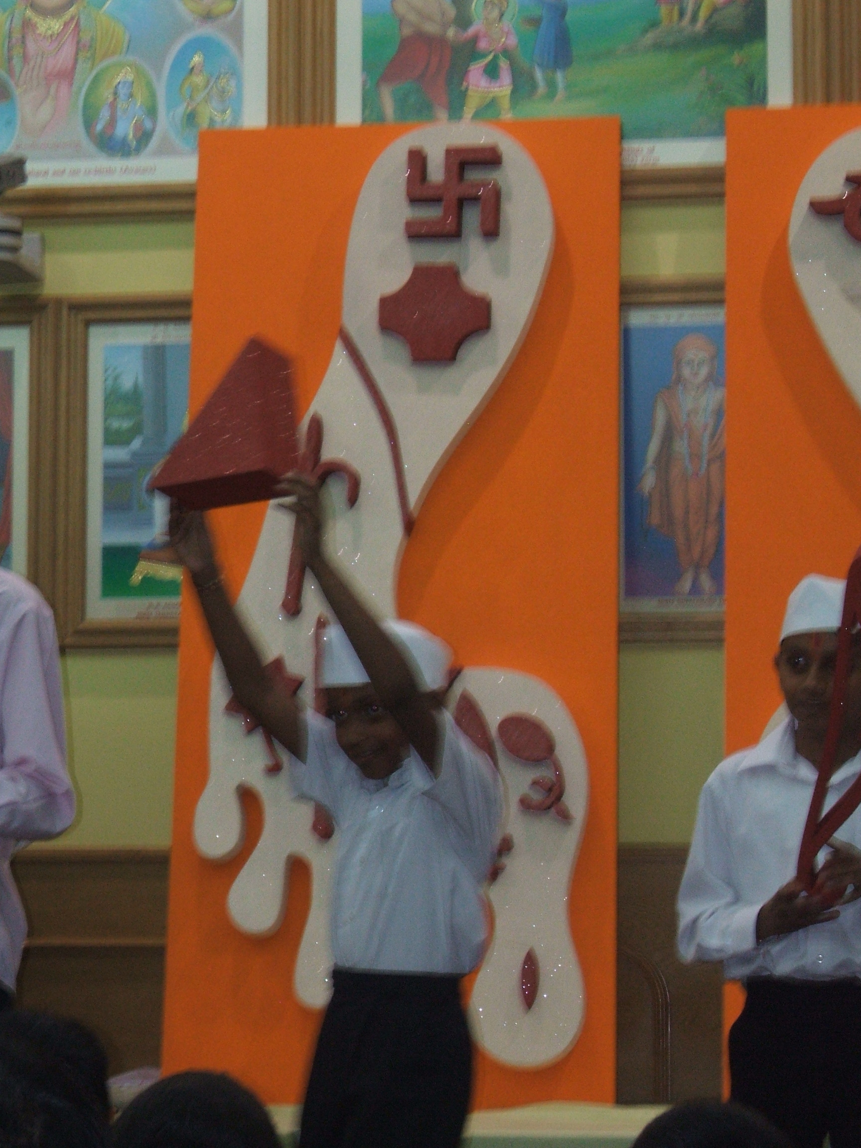 ©1987-2017 SKS Swaminarayan Temple East London