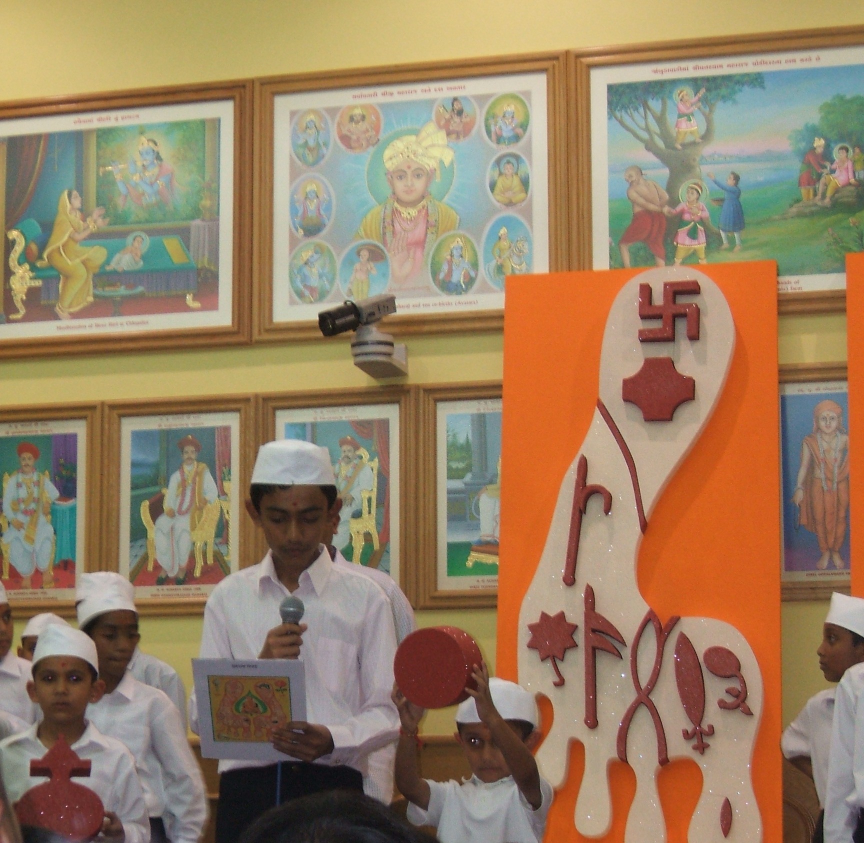 ©1987-2017 SKS Swaminarayan Temple East London