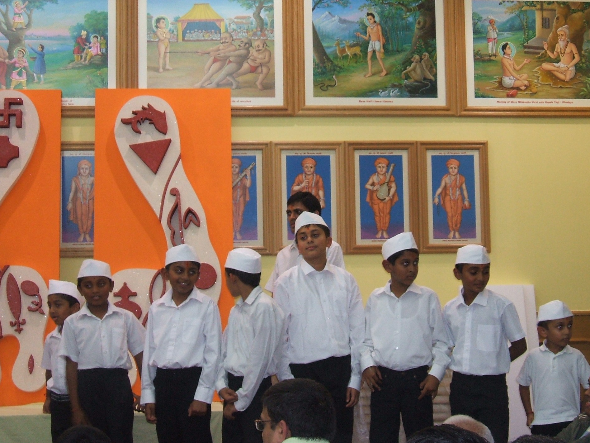 ©1987-2017 SKS Swaminarayan Temple East London