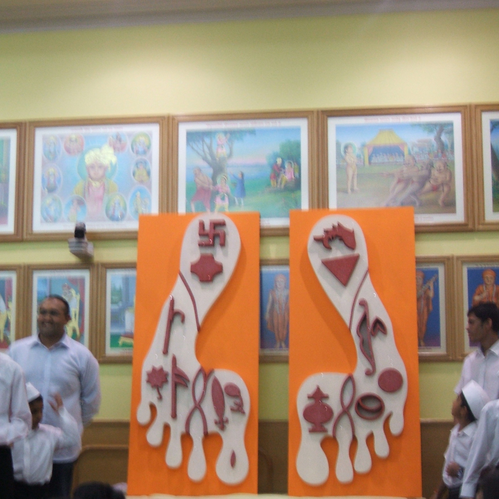 ©1987-2017 SKS Swaminarayan Temple East London