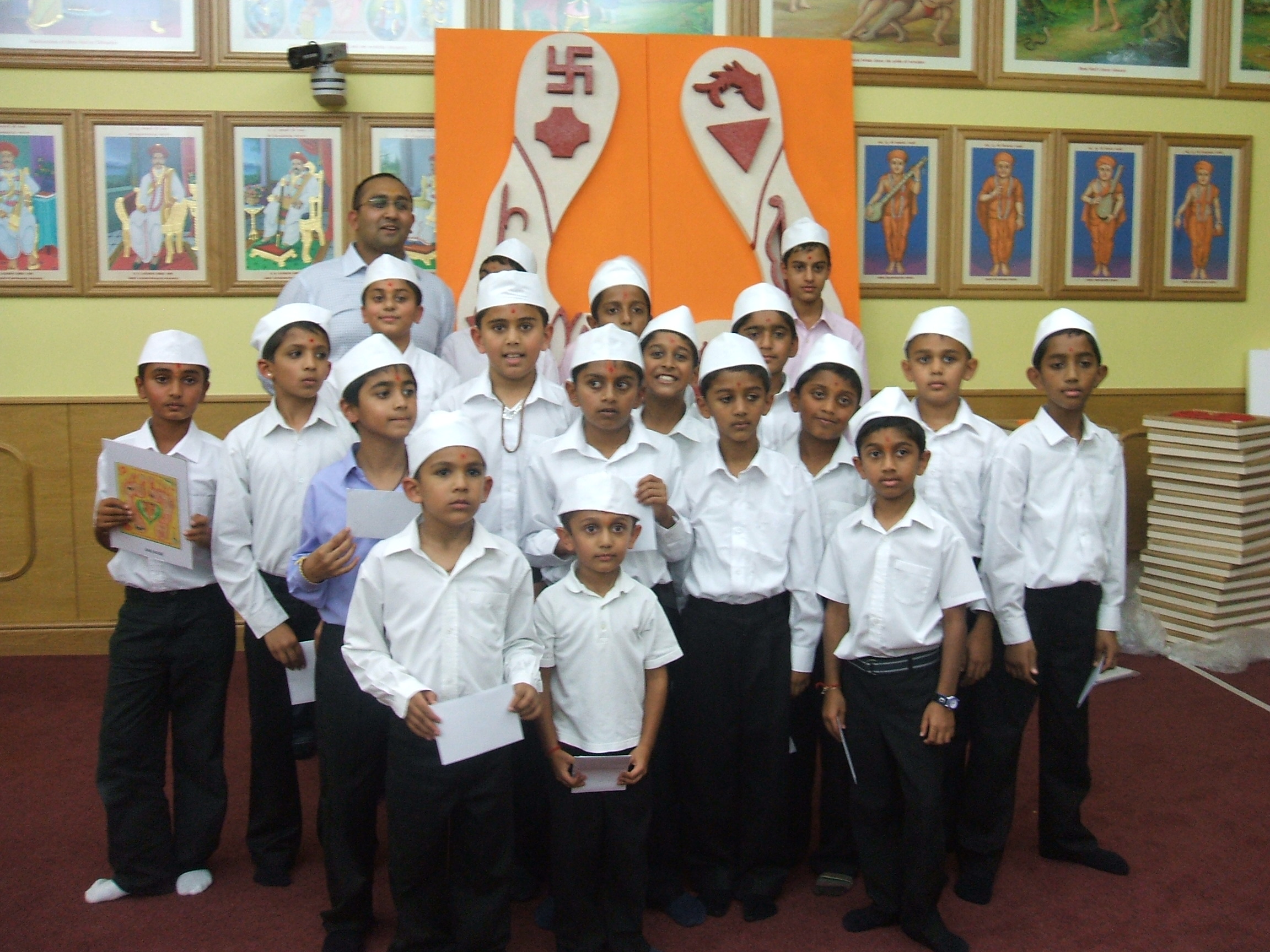 ©1987-2017 SKS Swaminarayan Temple East London