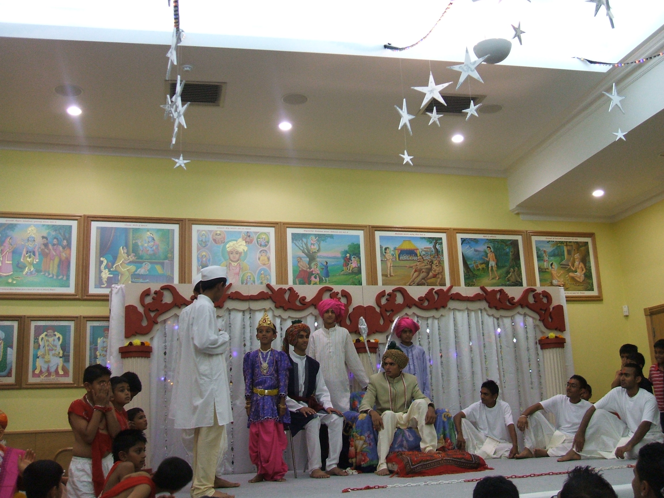 ©1987-2017 SKS Swaminarayan Temple East London