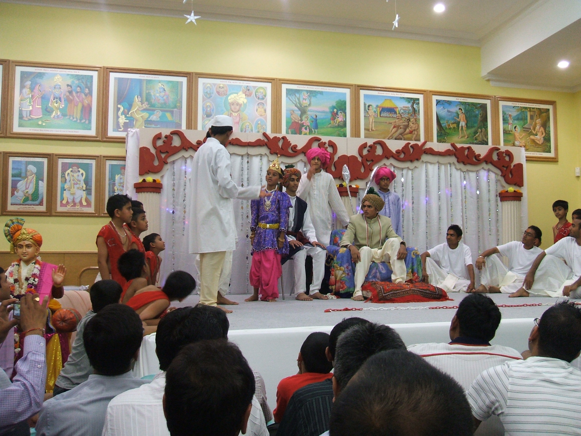 ©1987-2017 SKS Swaminarayan Temple East London