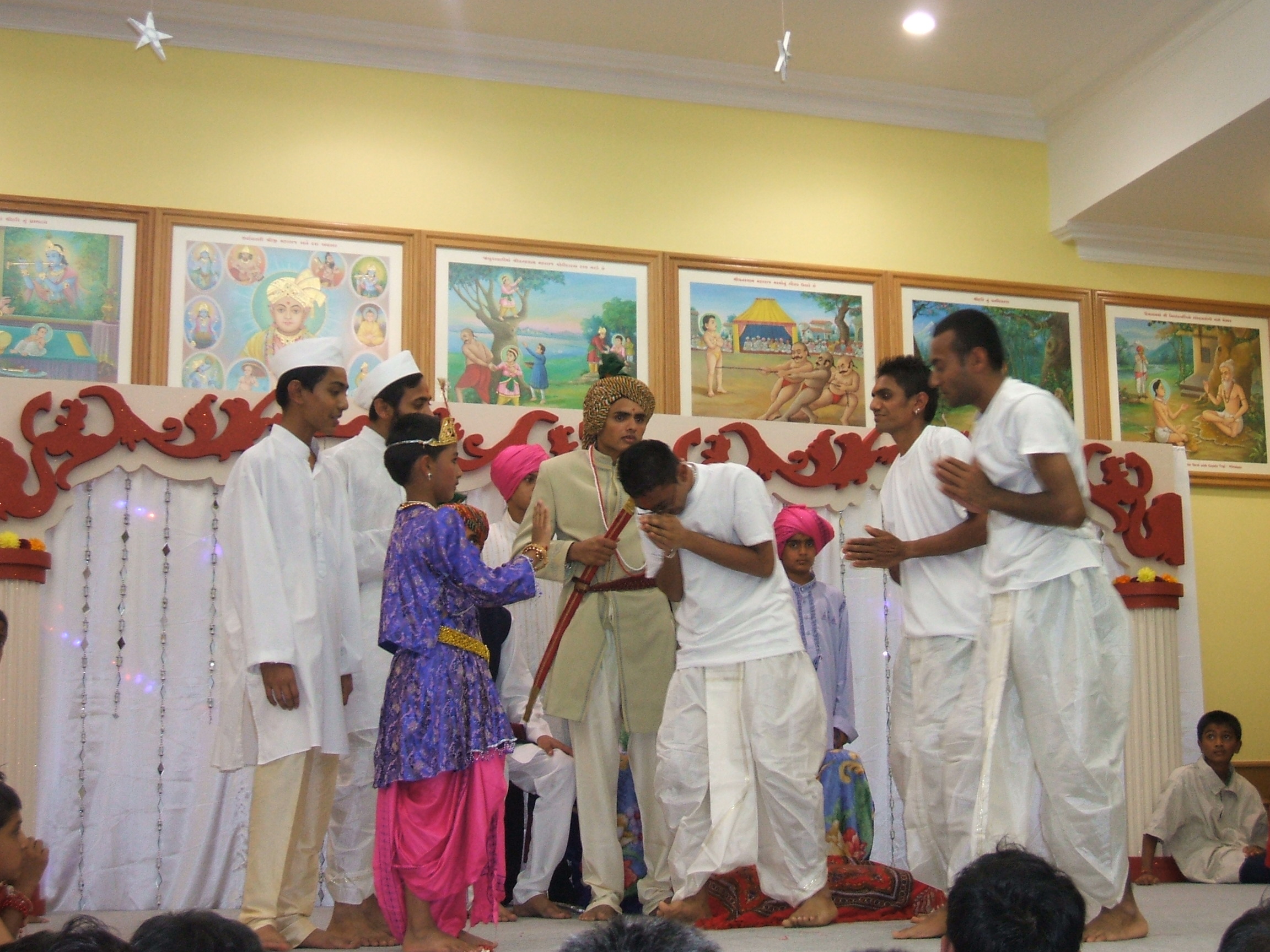 ©1987-2017 SKS Swaminarayan Temple East London