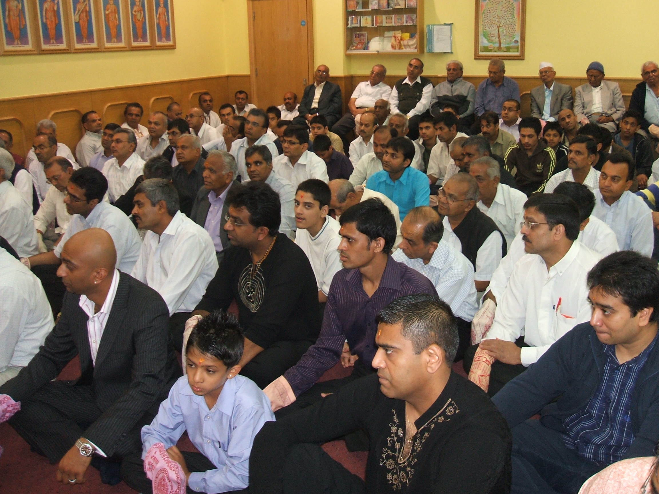 ©1987-2017 SKS Swaminarayan Temple East London