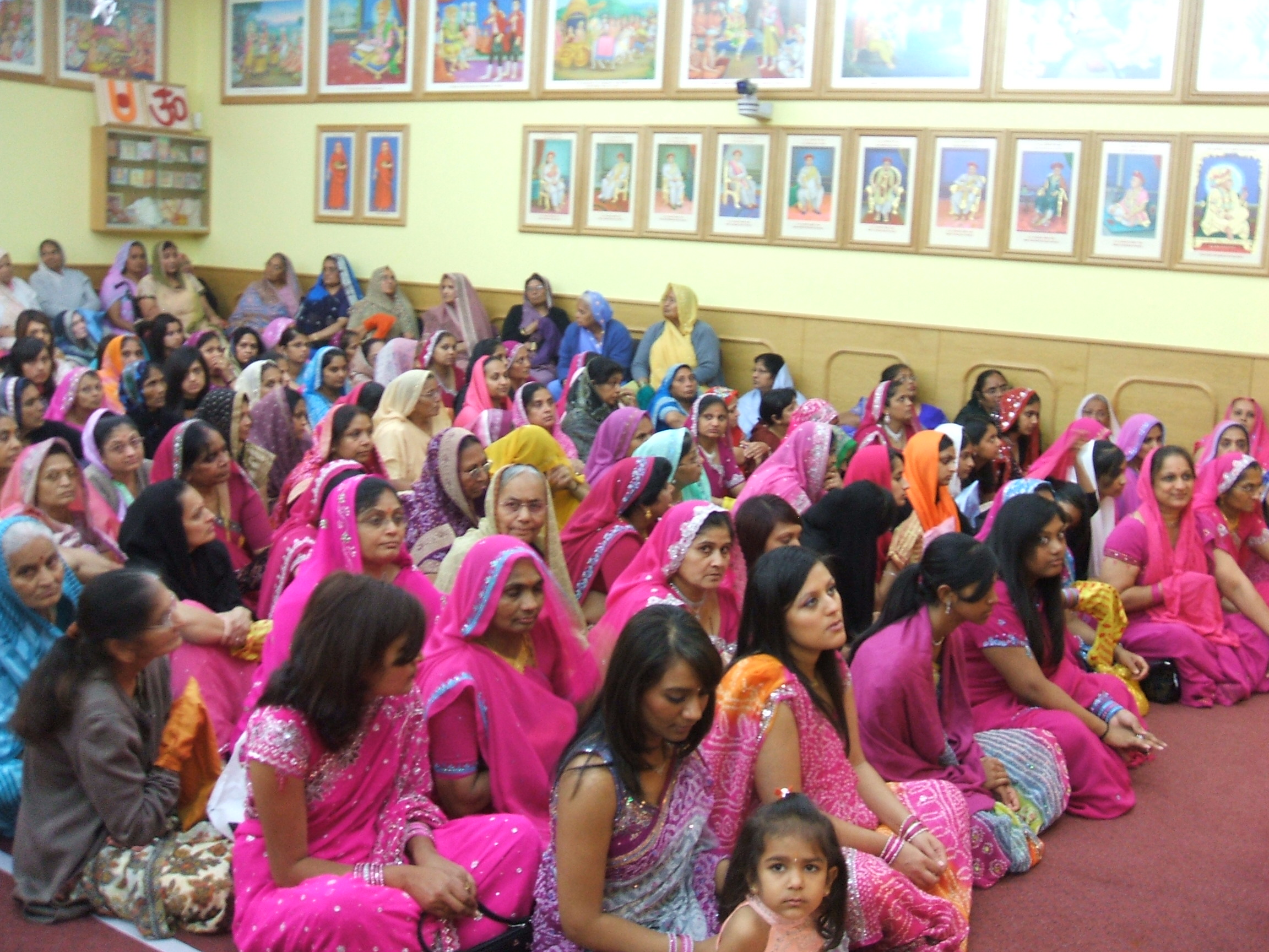 ©1987-2017 SKS Swaminarayan Temple East London
