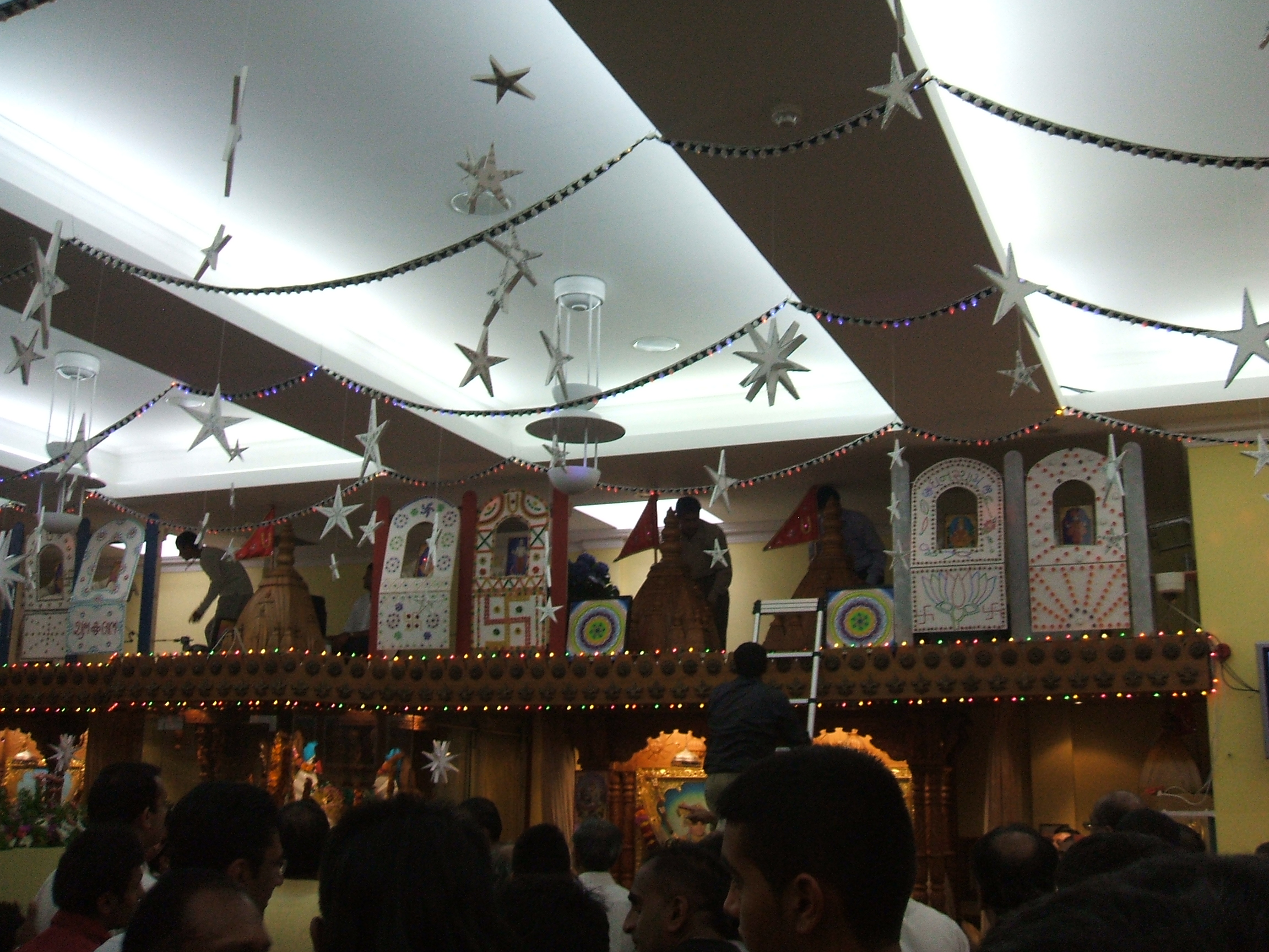 ©1987-2017 SKS Swaminarayan Temple East London
