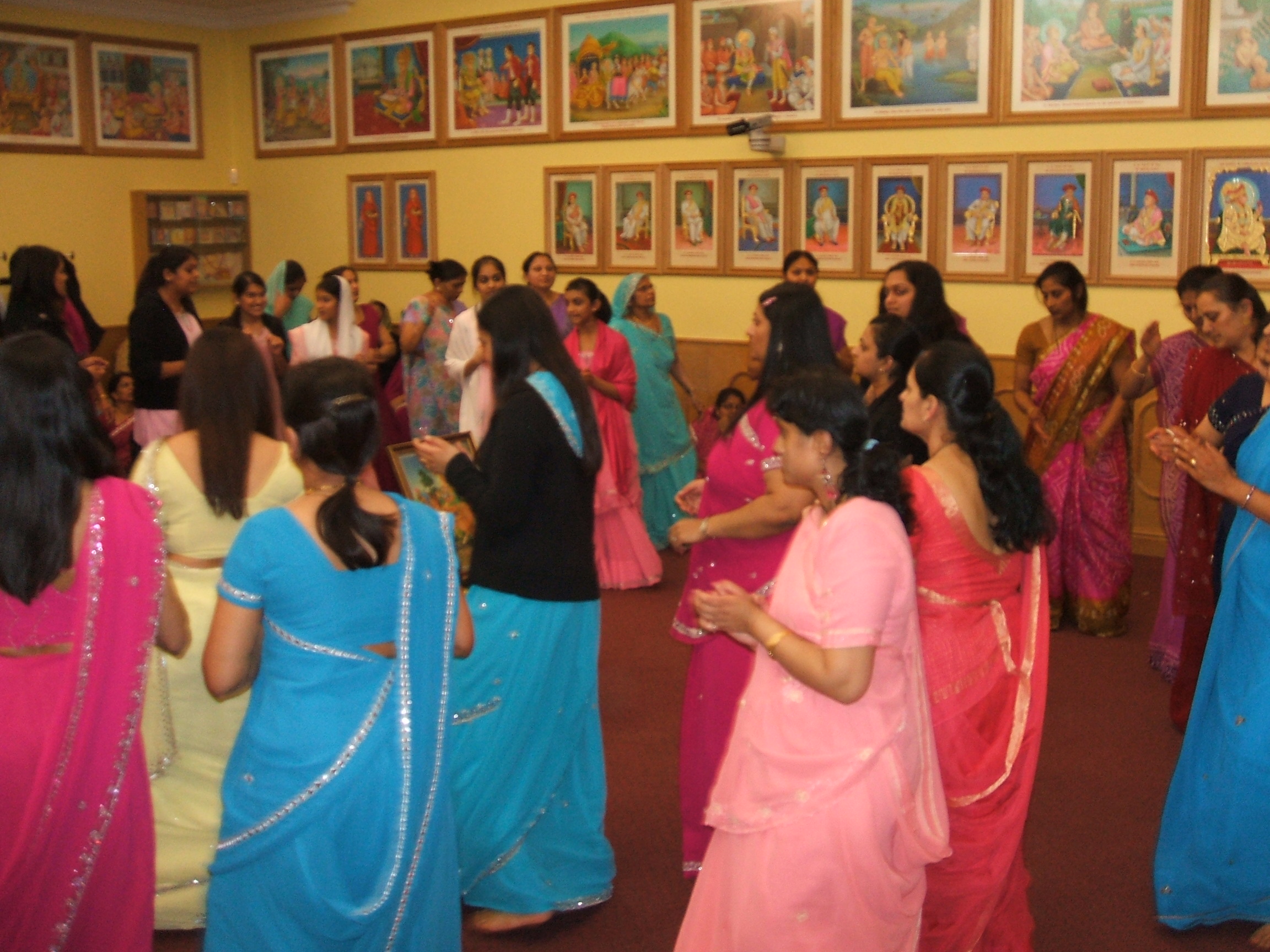 ©1987-2017 SKS Swaminarayan Temple East London