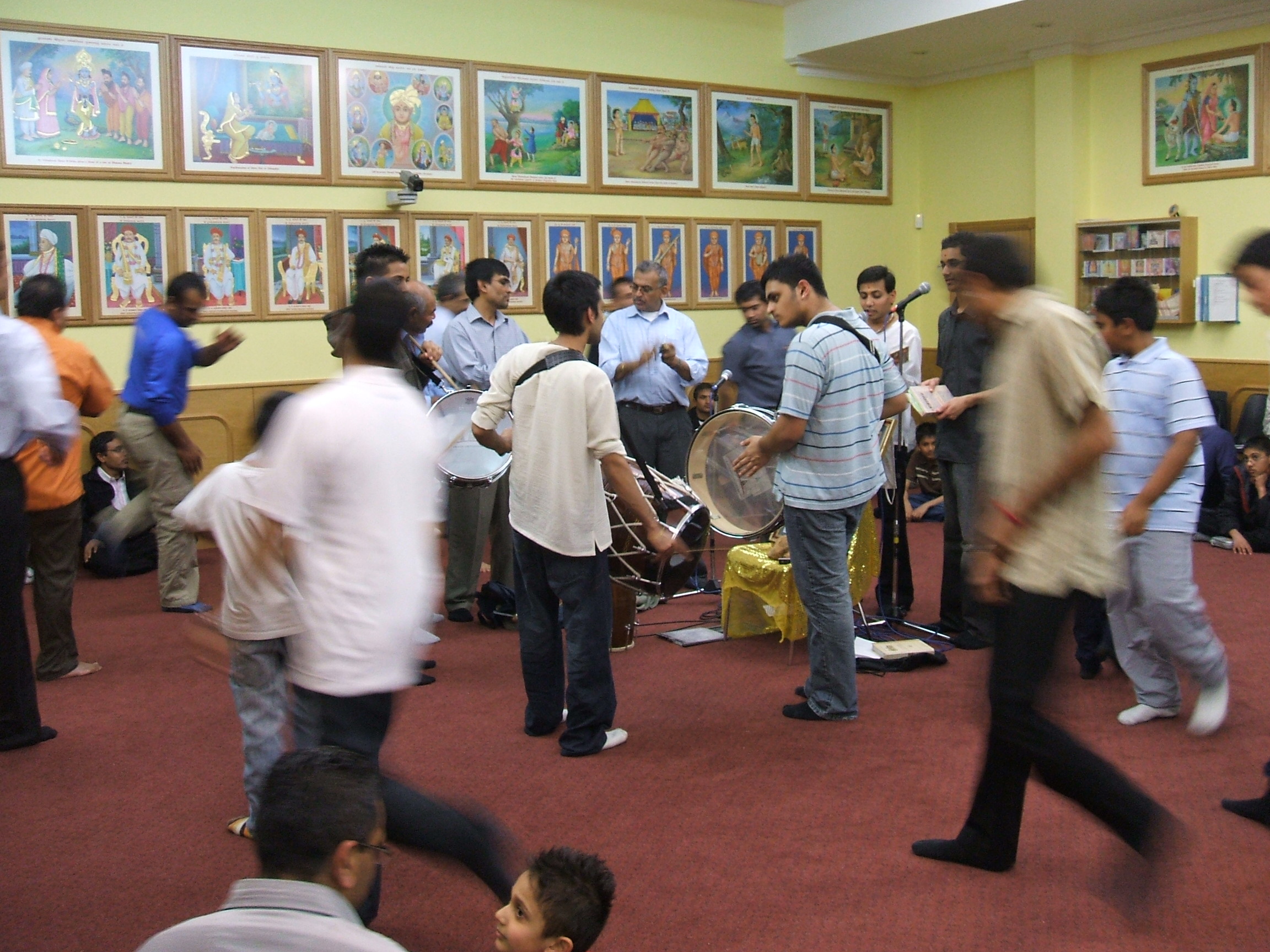 ©1987-2017 SKS Swaminarayan Temple East London
