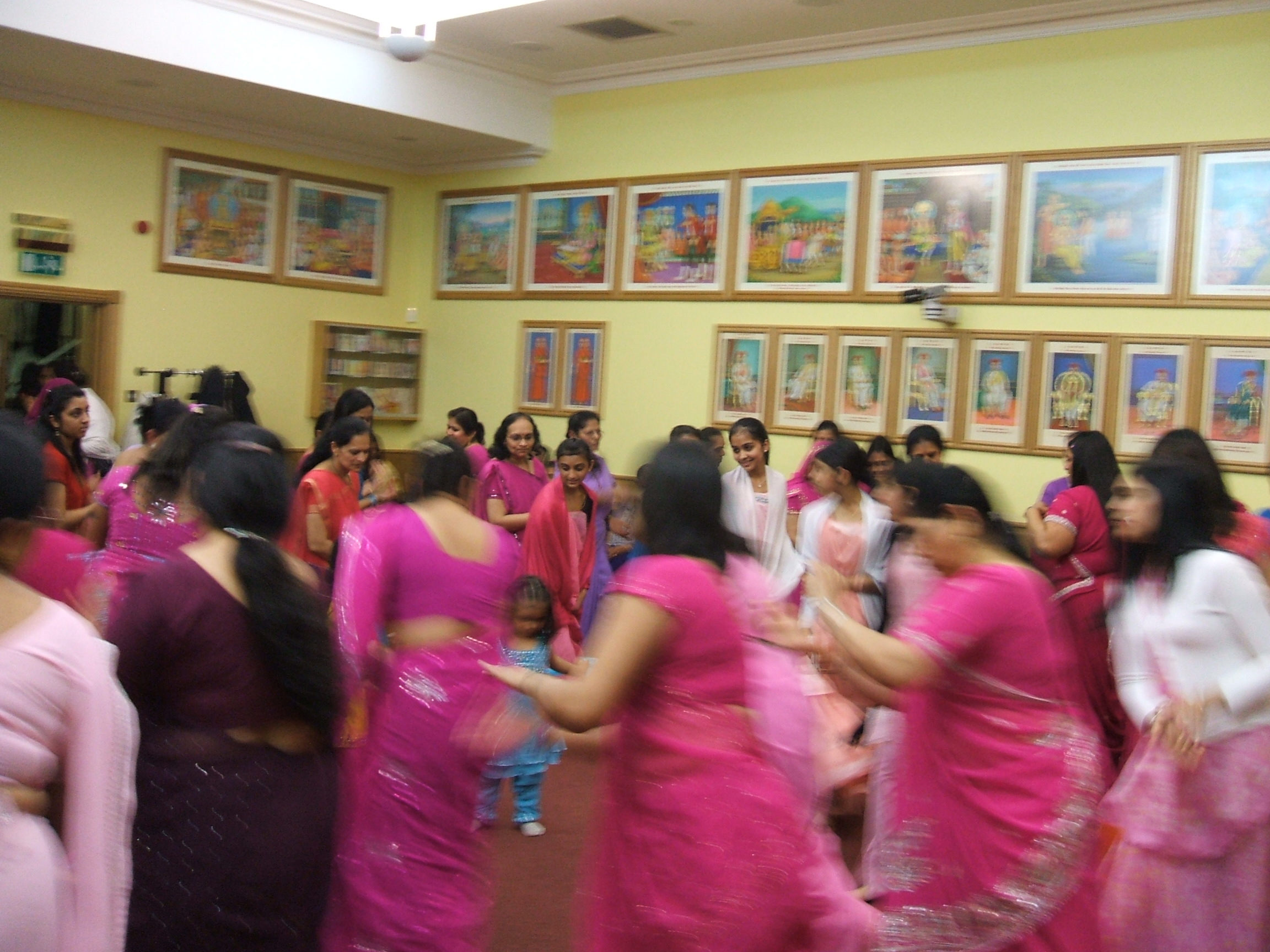 ©1987-2017 SKS Swaminarayan Temple East London