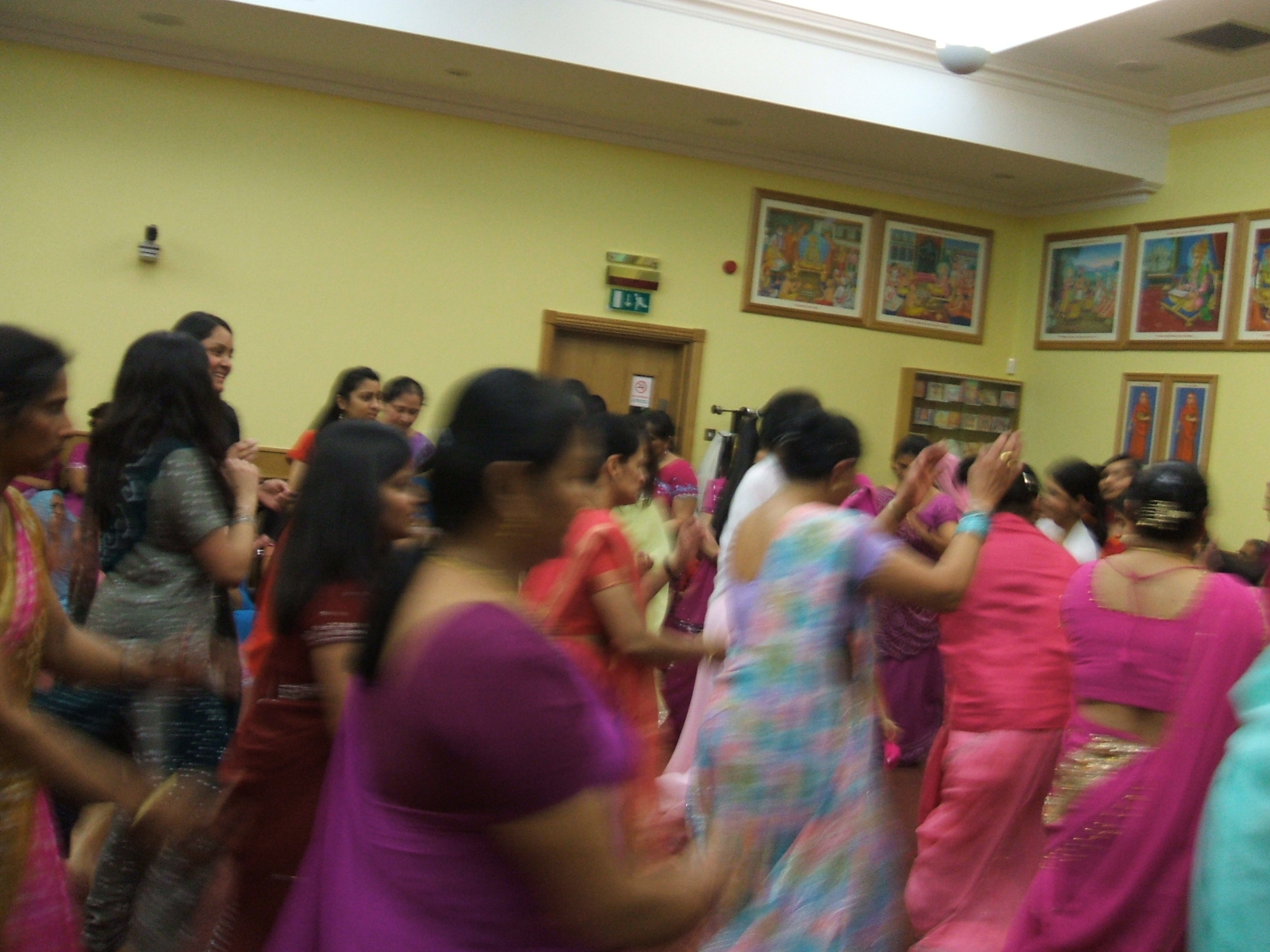 ©1987-2017 SKS Swaminarayan Temple East London