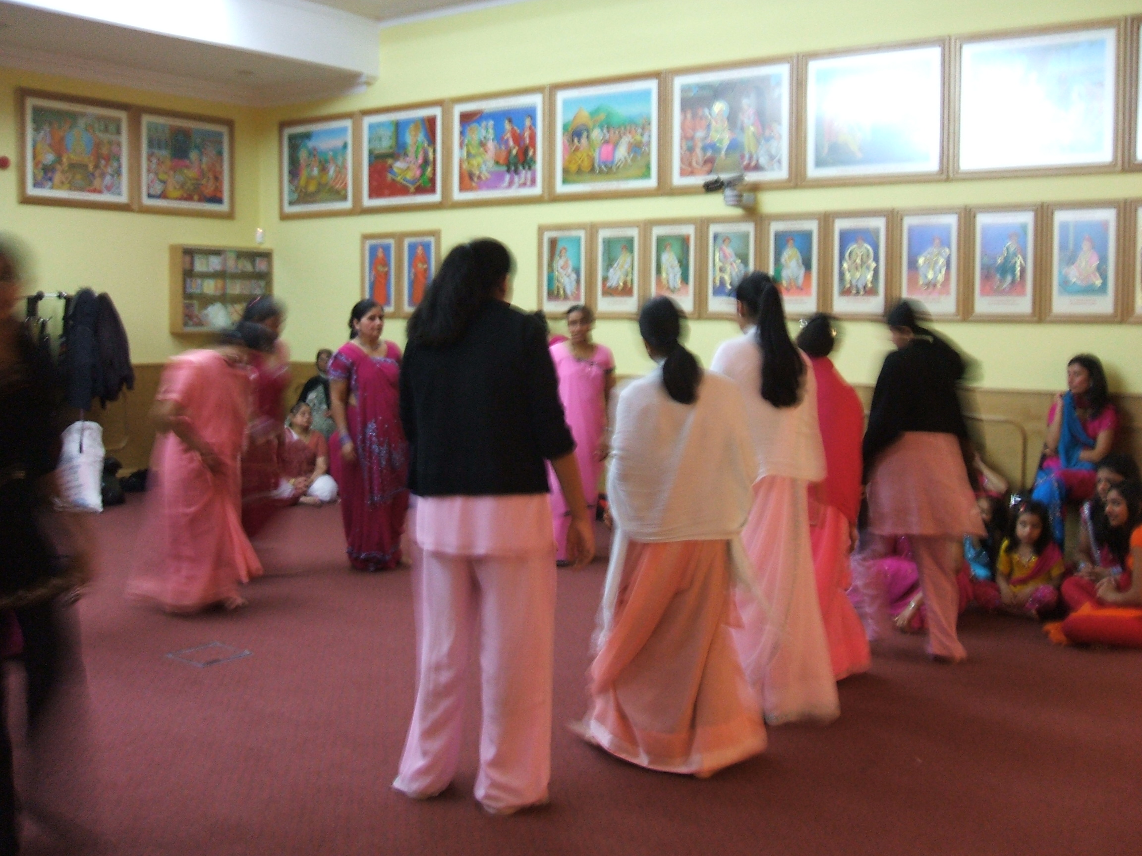 ©1987-2017 SKS Swaminarayan Temple East London