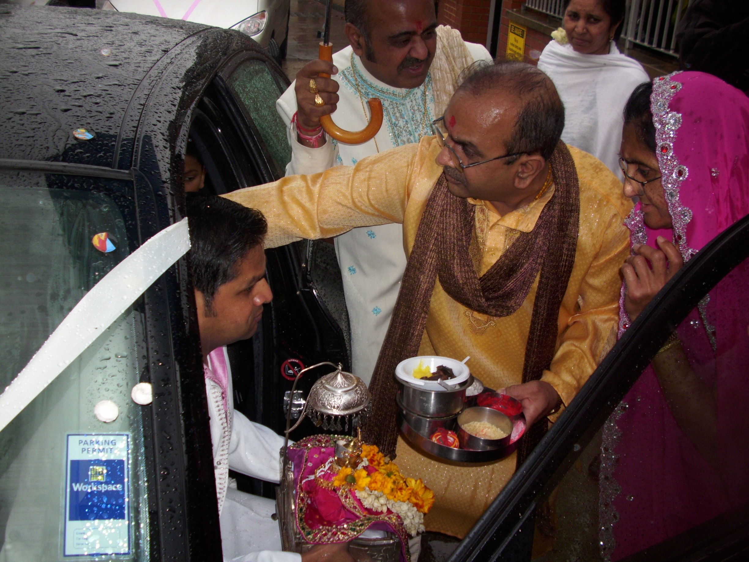 ©1987-2017 SKS Swaminarayan Temple East London