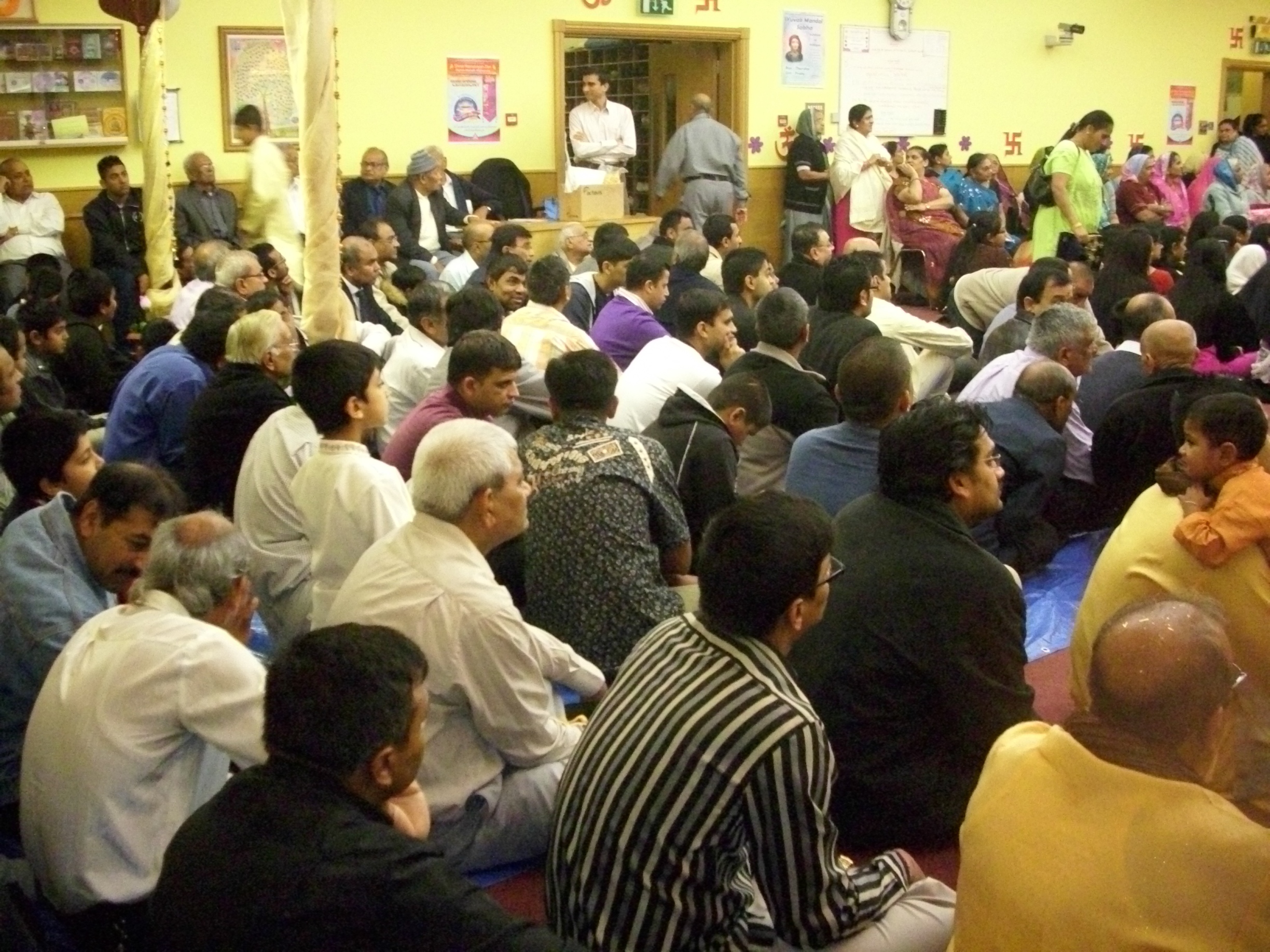 ©1987-2017 SKS Swaminarayan Temple East London