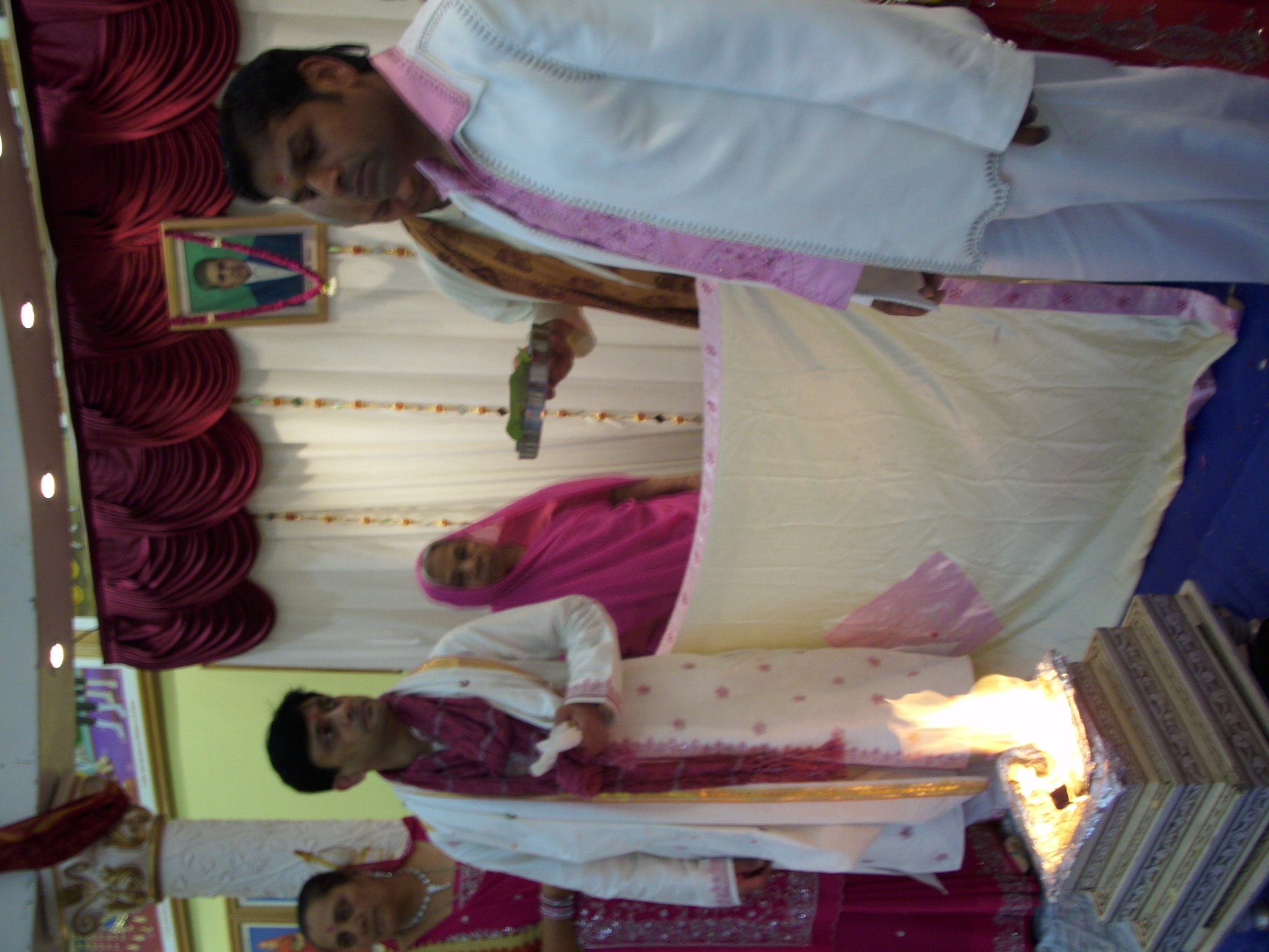 ©1987-2017 SKS Swaminarayan Temple East London