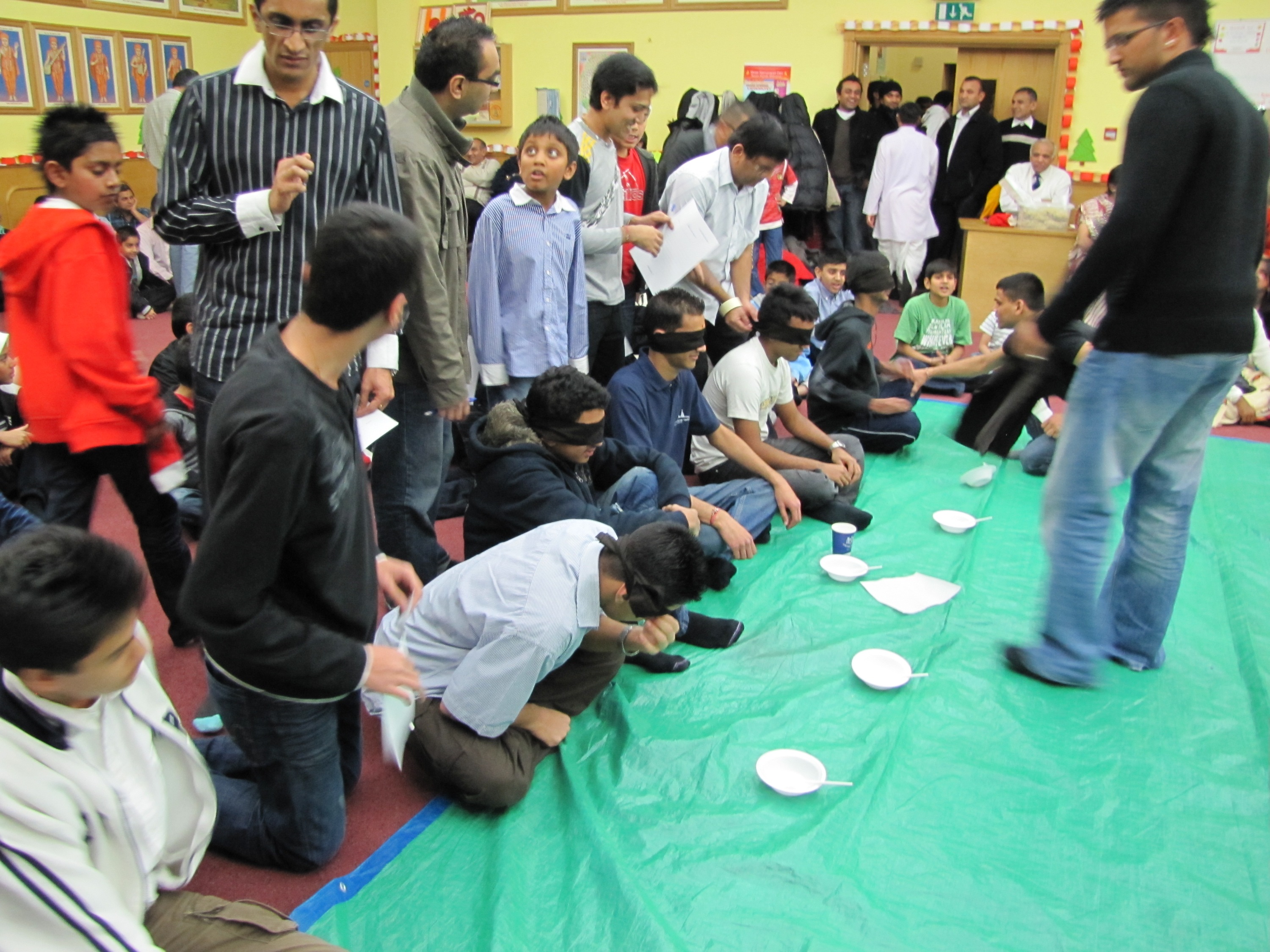 ©1987-2017 SKS Swaminarayan Temple East London