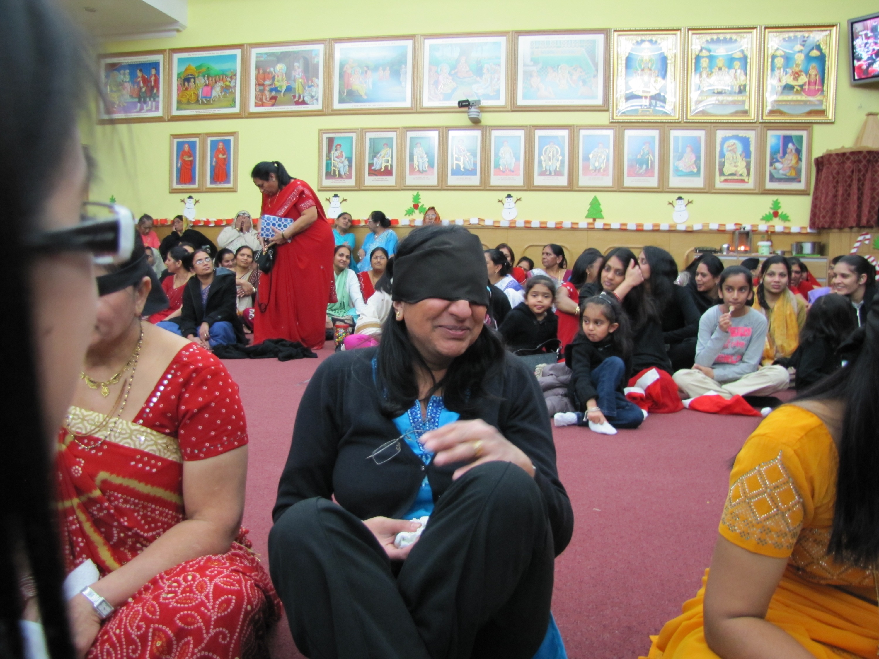 ©1987-2017 SKS Swaminarayan Temple East London
