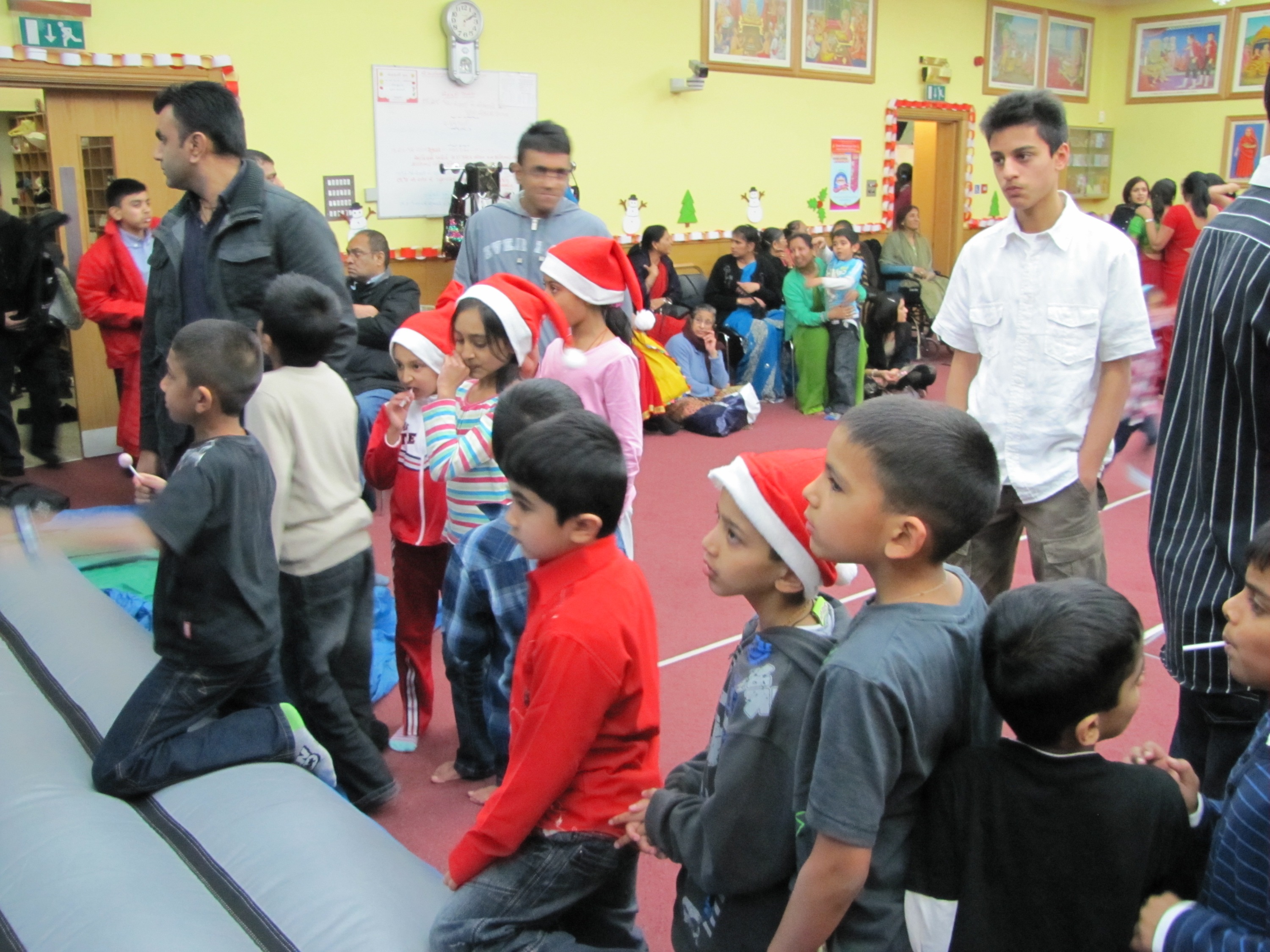 ©1987-2017 SKS Swaminarayan Temple East London