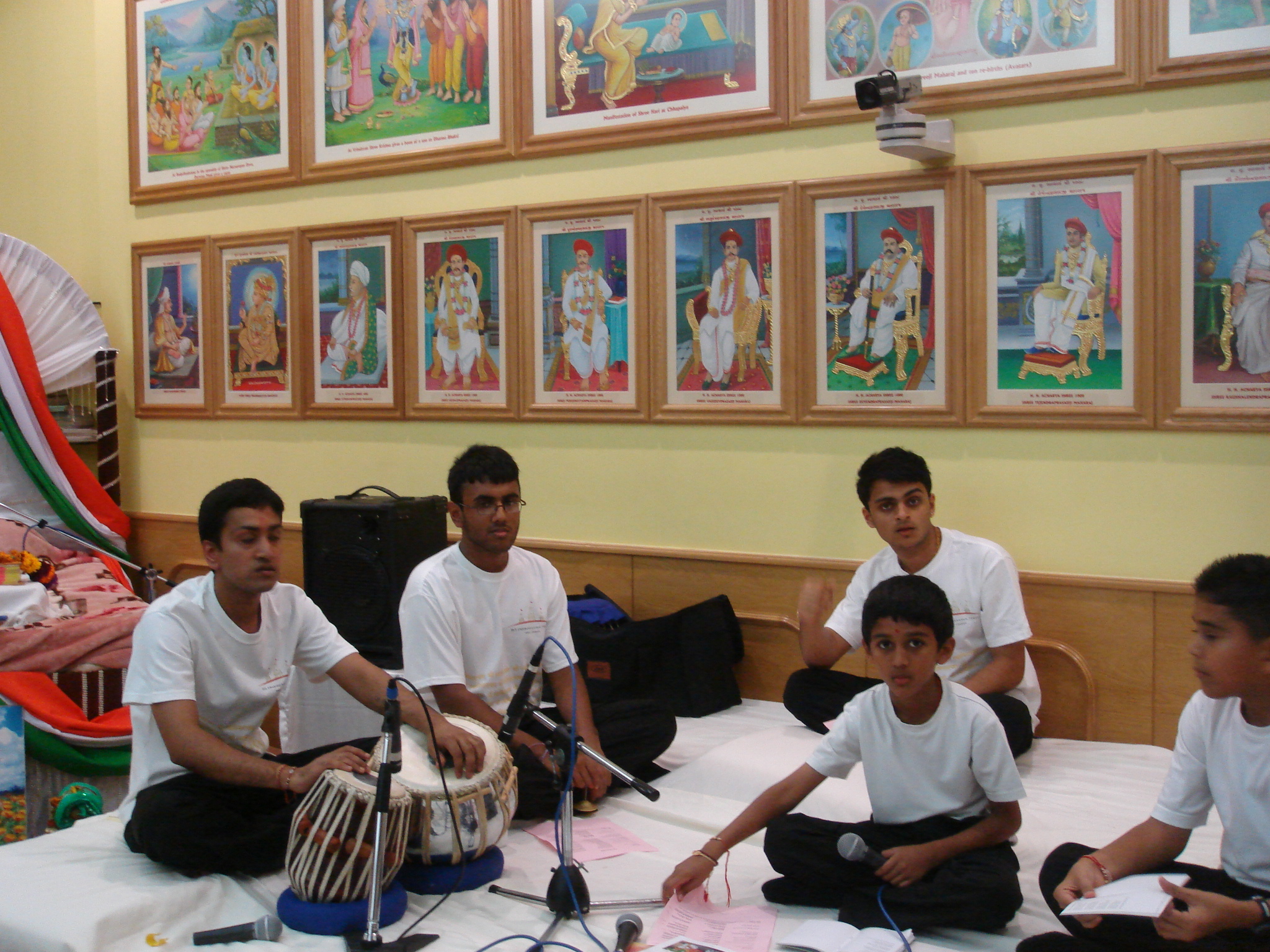 ©1987-2017 SKS Swaminarayan Temple East London