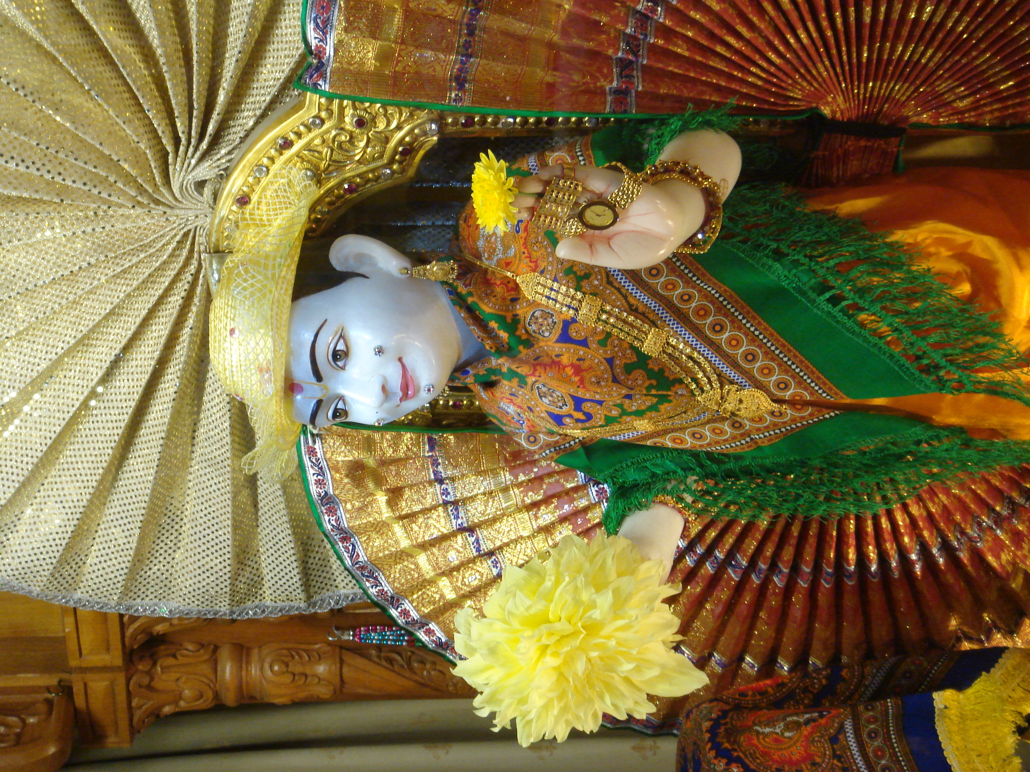 ©1987-2017 SKS Swaminarayan Temple East London