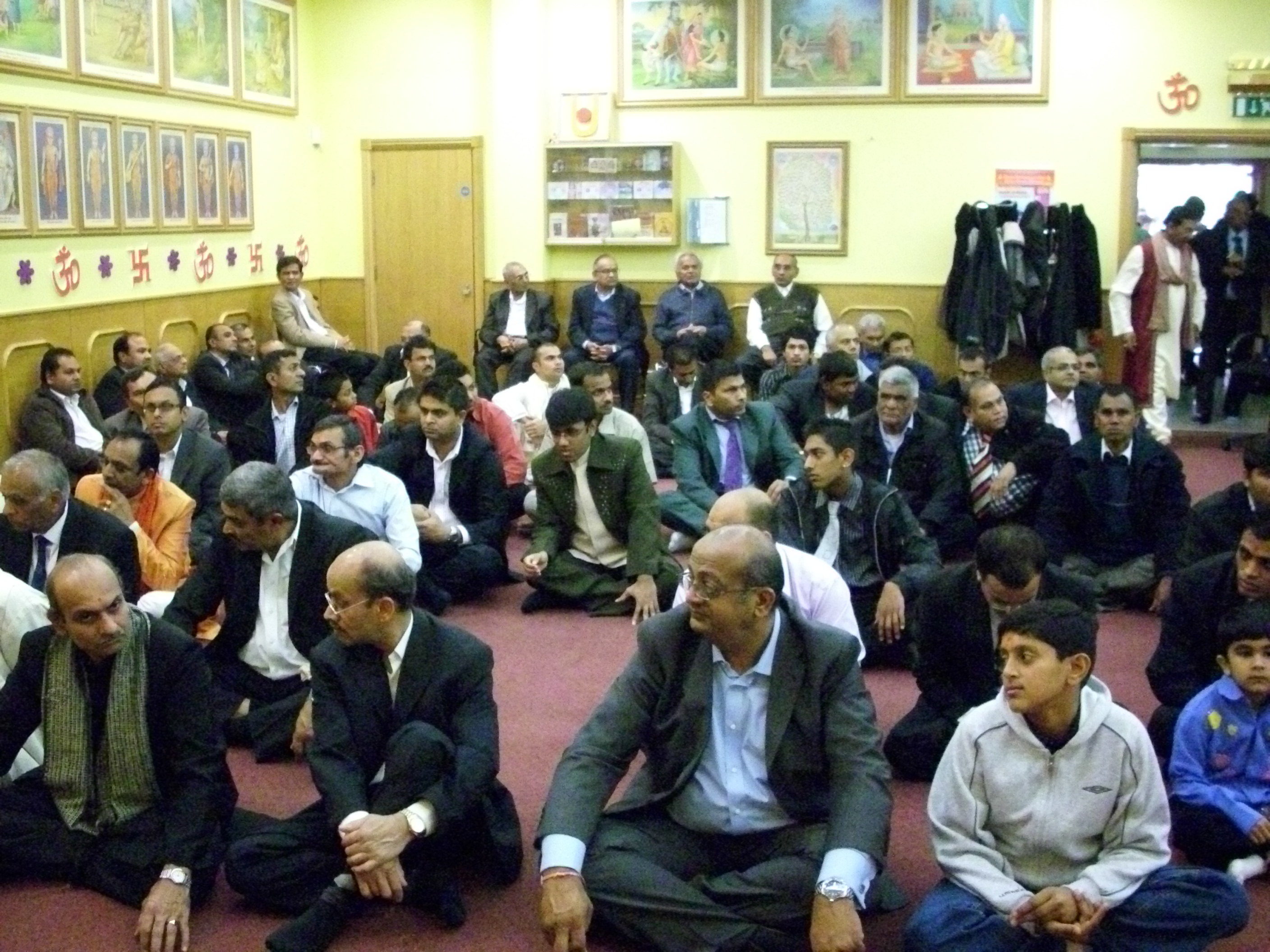 DSCI0060 - ©1987-2017 SKS Swaminarayan Temple East London