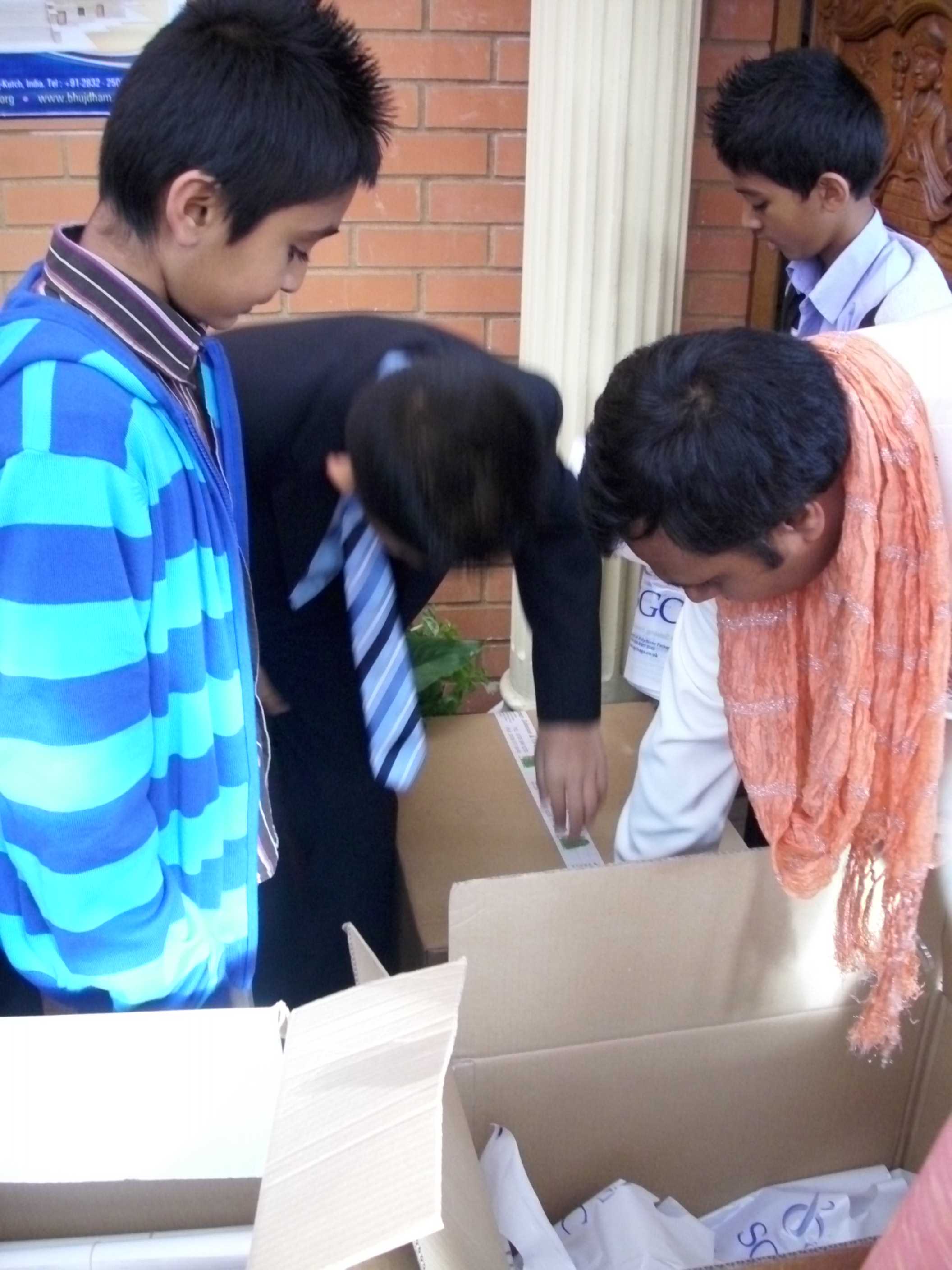 DSCI0083 - ©1987-2017 SKS Swaminarayan Temple East London