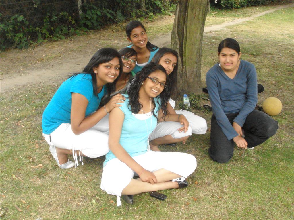 ©1987-2017 SKS Swaminarayan Temple East London