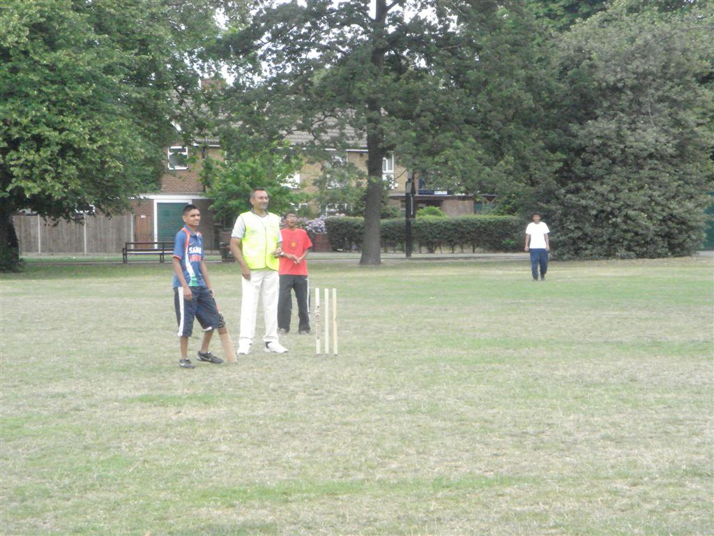 ©1987-2017 SKS Swaminarayan Temple East London