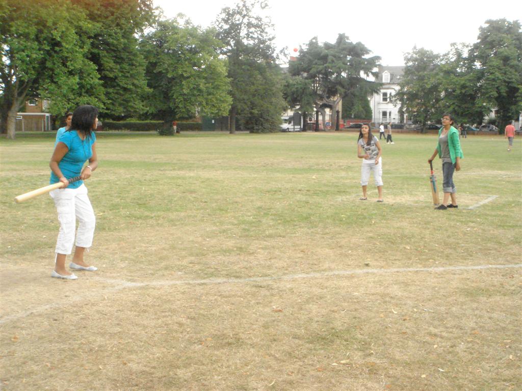 ©1987-2017 SKS Swaminarayan Temple East London