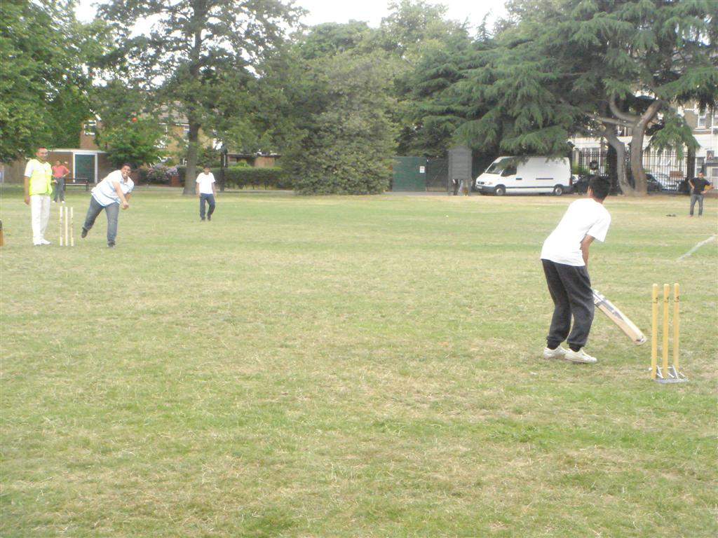 ©1987-2017 SKS Swaminarayan Temple East London