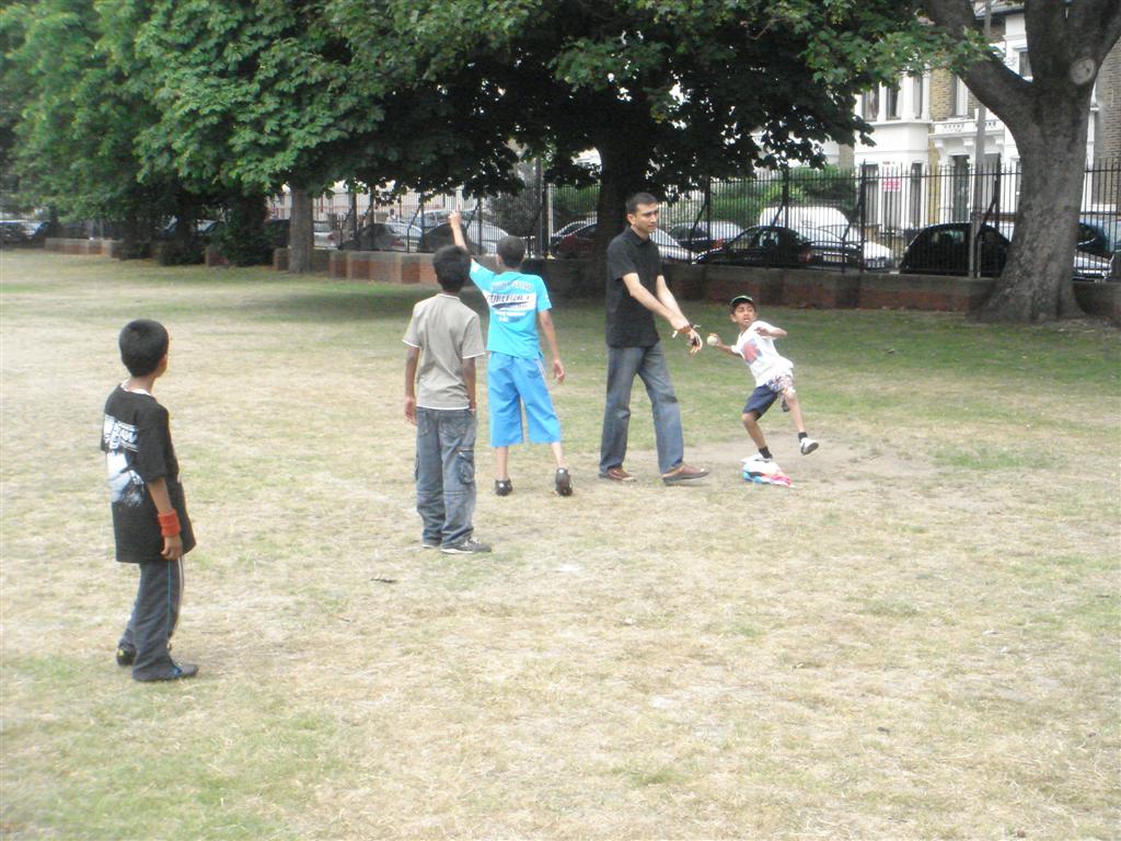©1987-2017 SKS Swaminarayan Temple East London